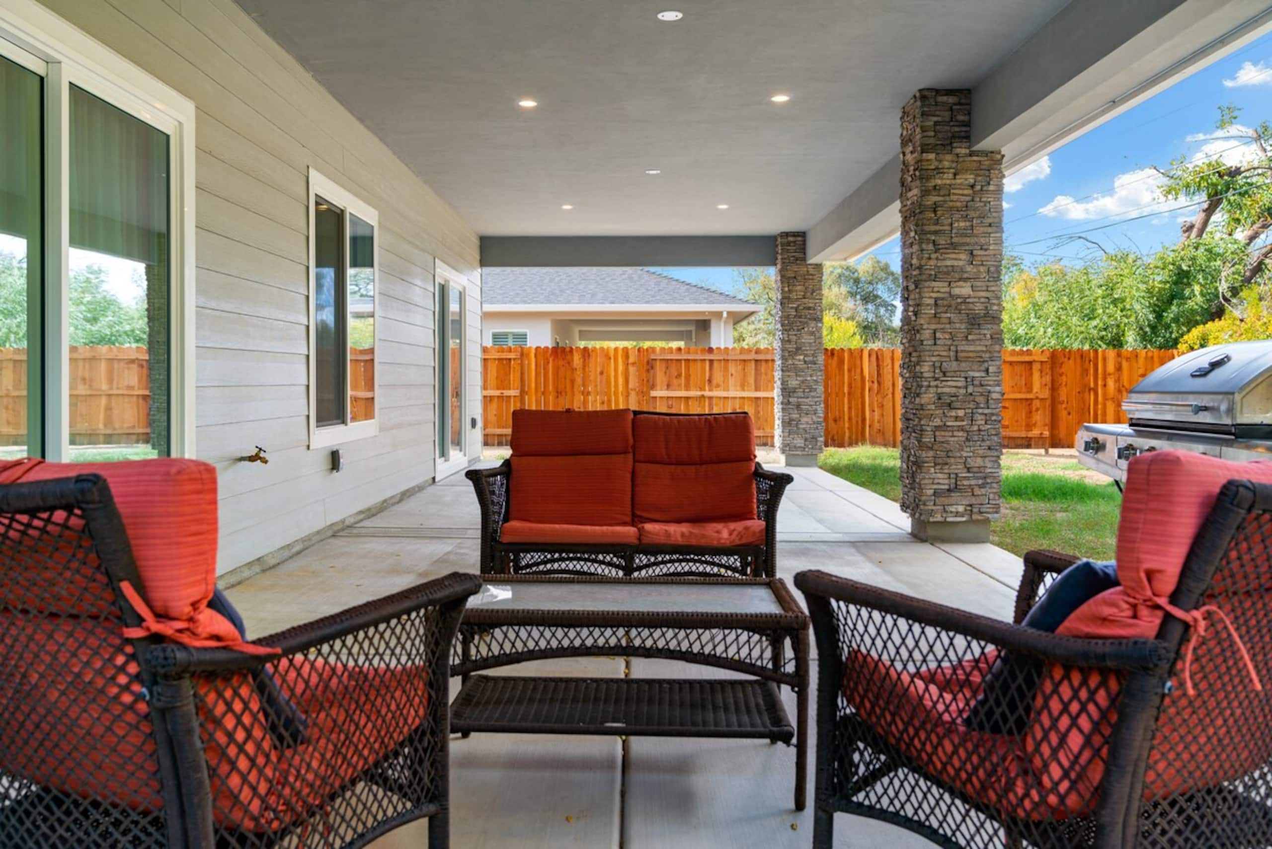 Luxury & Big Beds in 1 Story House, Sacramento, CA - Photo 68