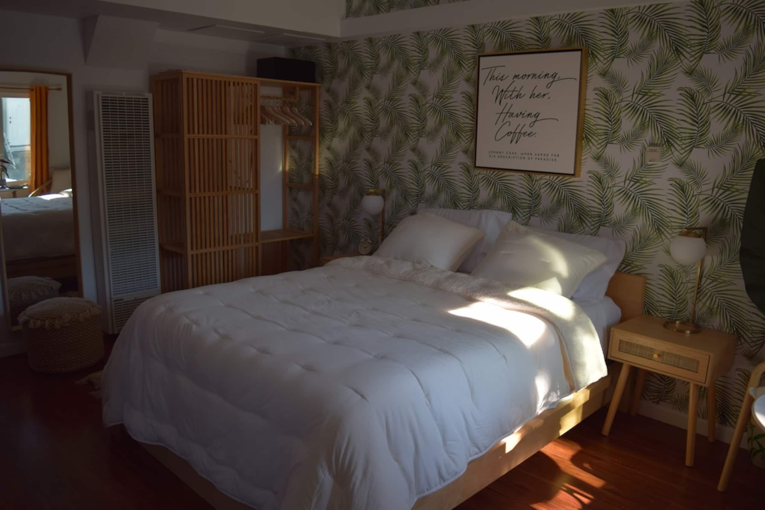 Cozy Tiny Home within a gated Paradise-8mins to DT - Photo 2