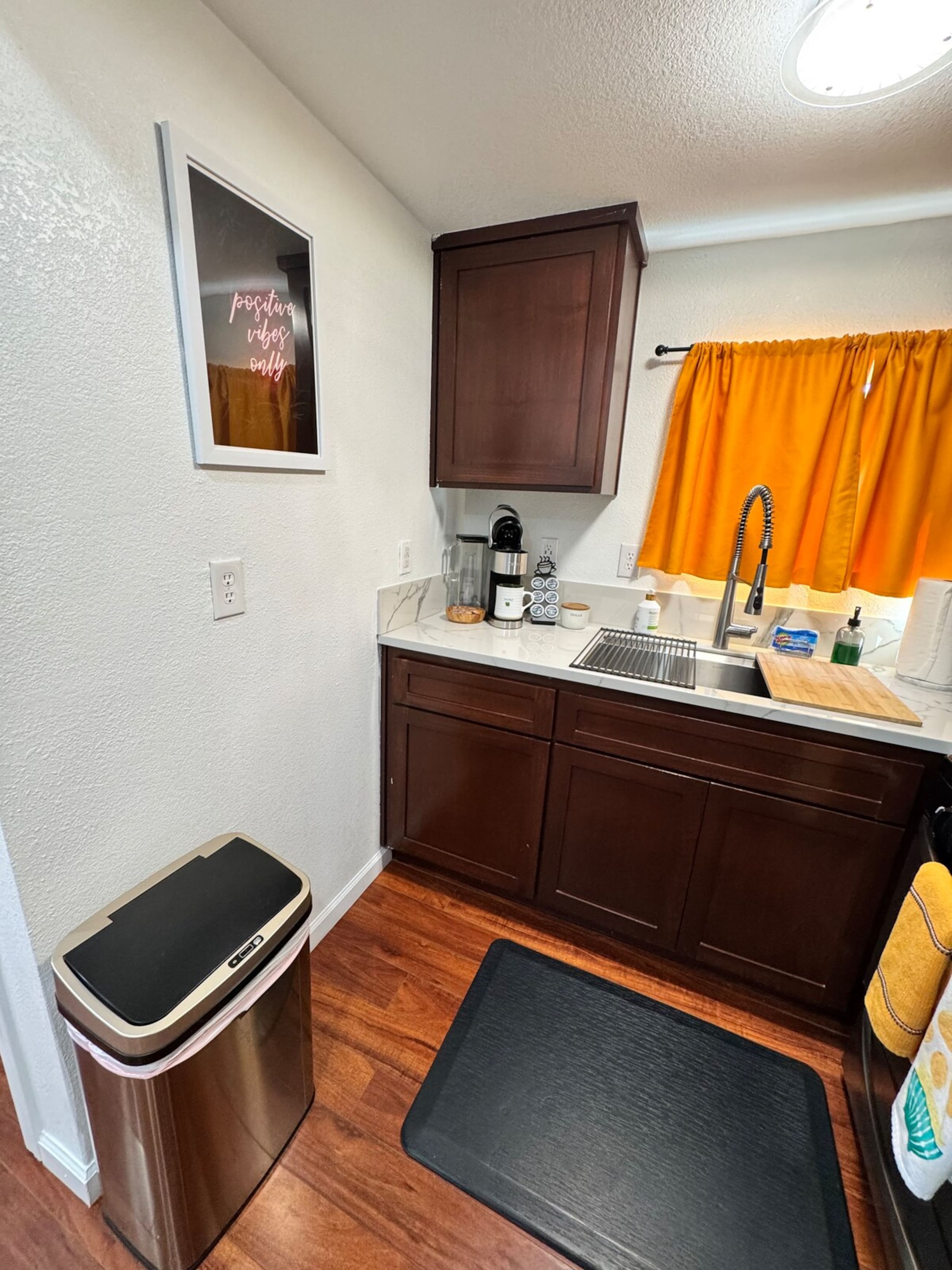 Cozy Tiny Home within a gated Paradise-8mins to DT - Photo 7