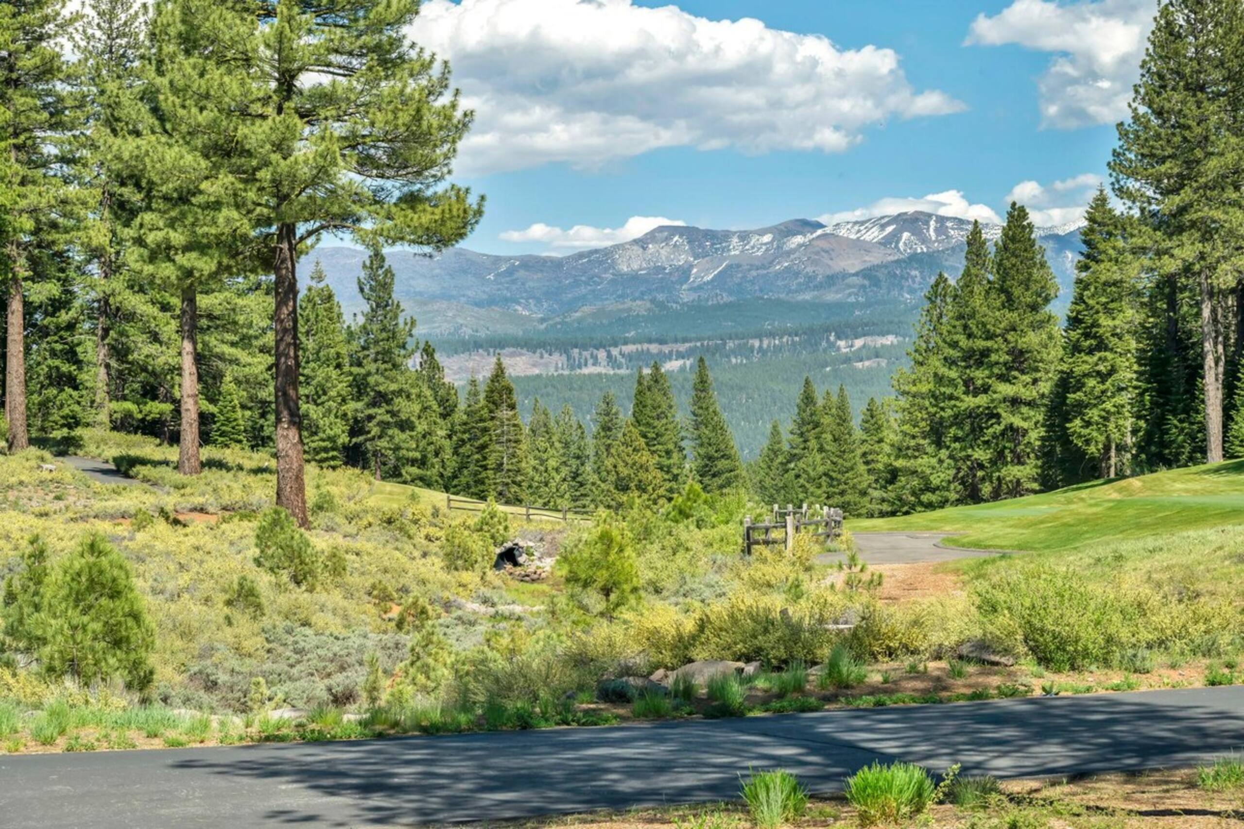 Discover Heavenly Views, a new Mountain Modern Est - Photo 62