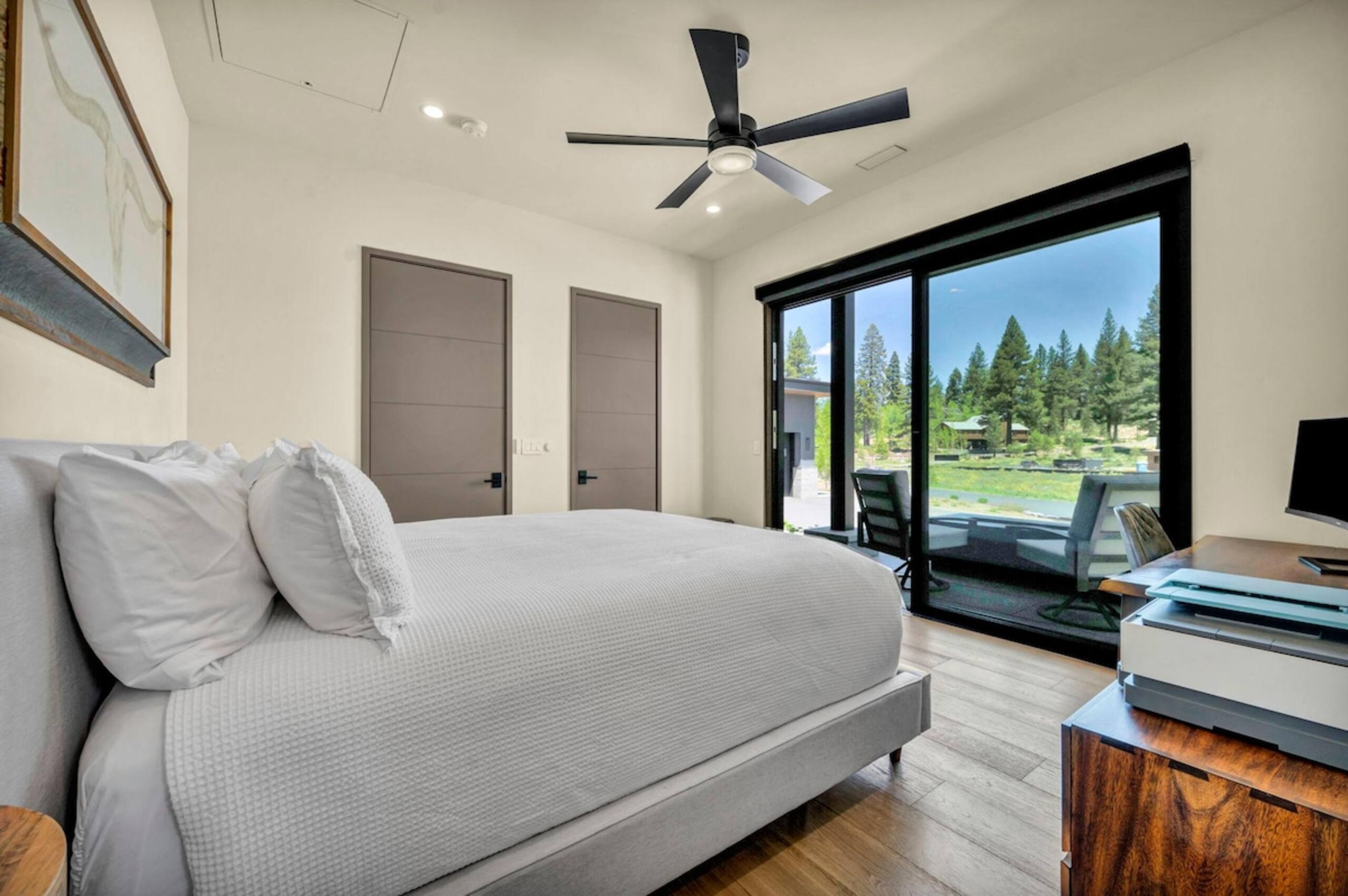 Discover Heavenly Views, a new Mountain Modern Est - Photo 32