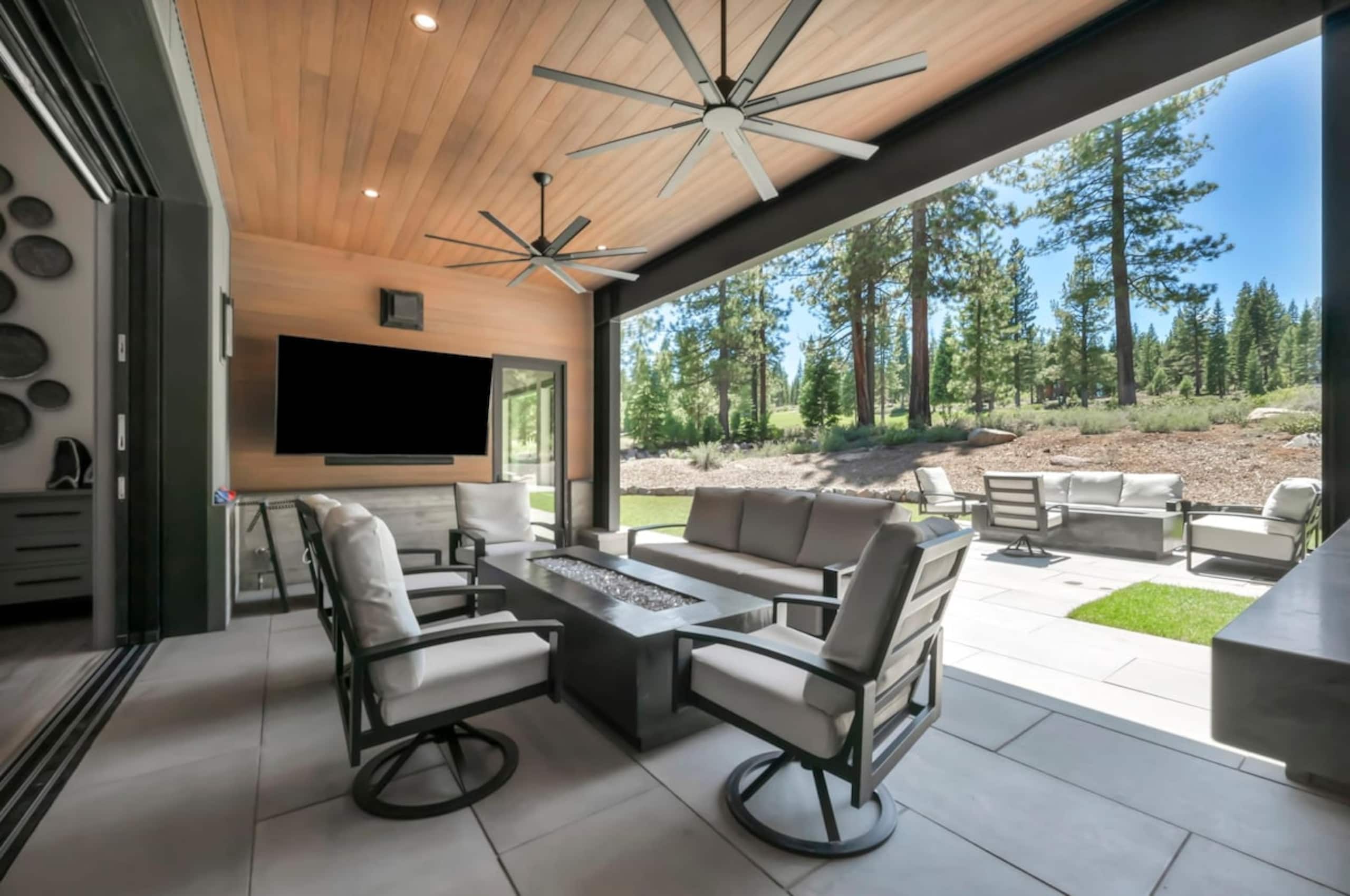 Discover Heavenly Views, a new Mountain Modern Est - Photo 7