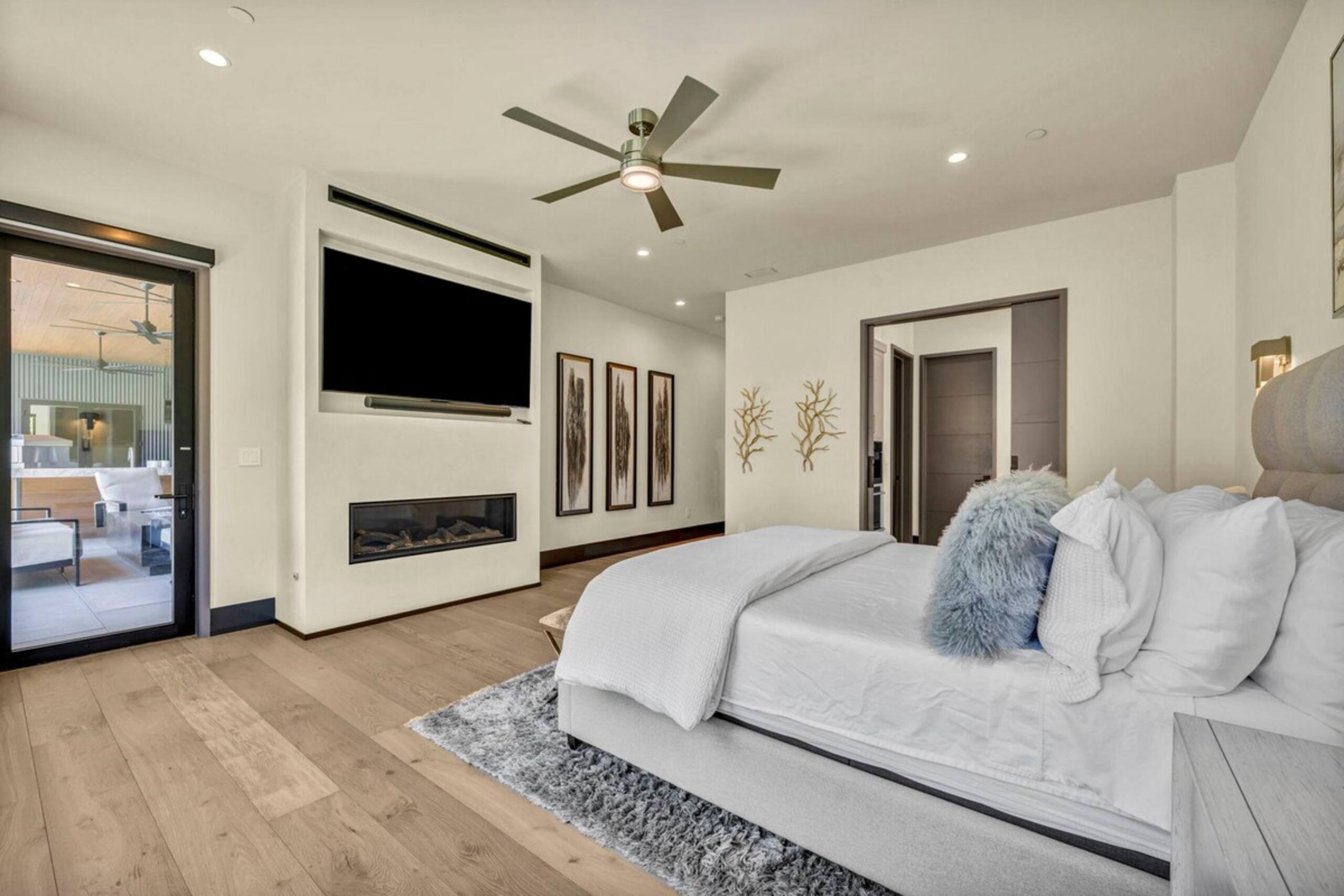 Discover Heavenly Views, a new Mountain Modern Est - Photo 27