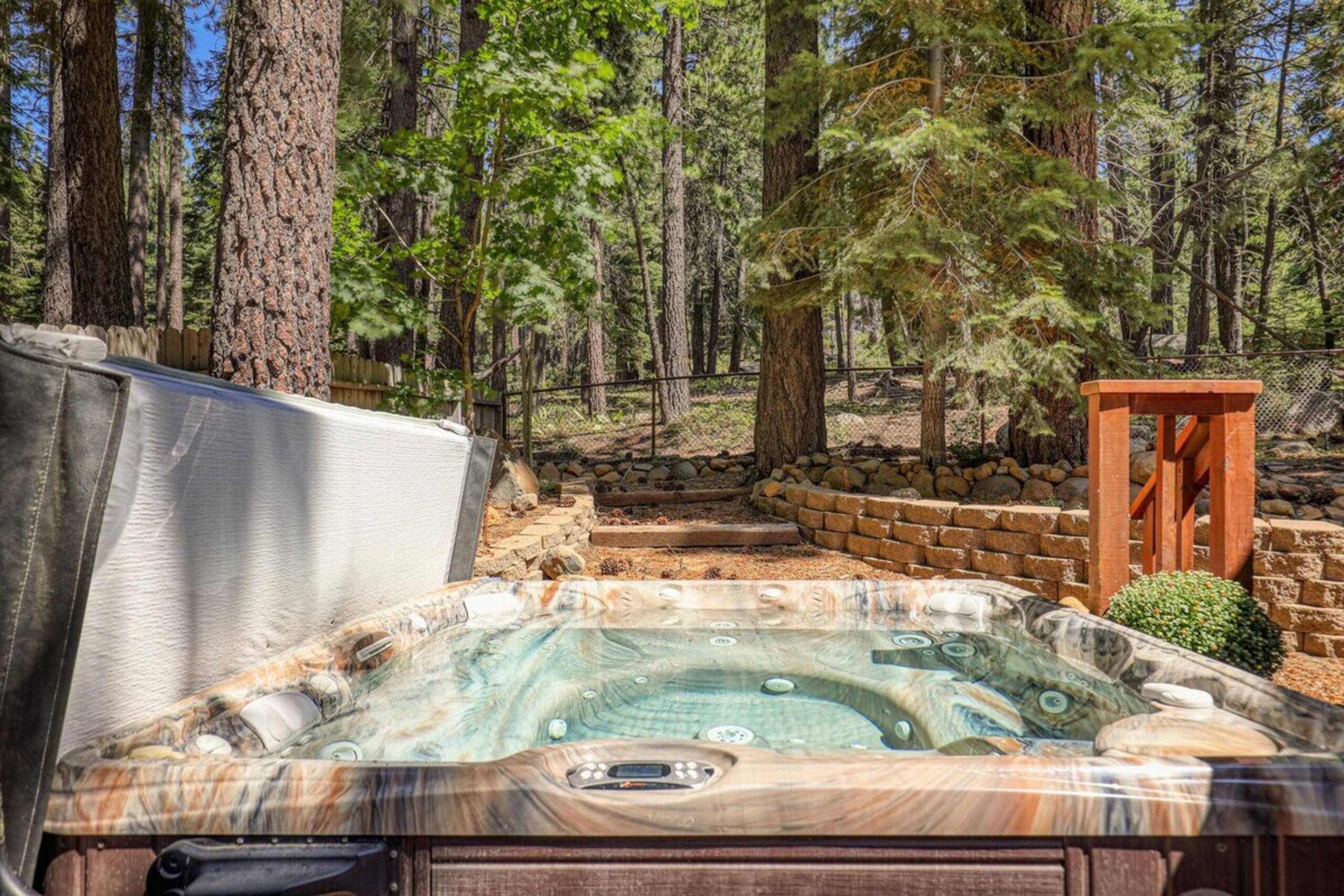 Cozy Cabin Relaxing Hot Tub and Pool Table Fun - Photo 41