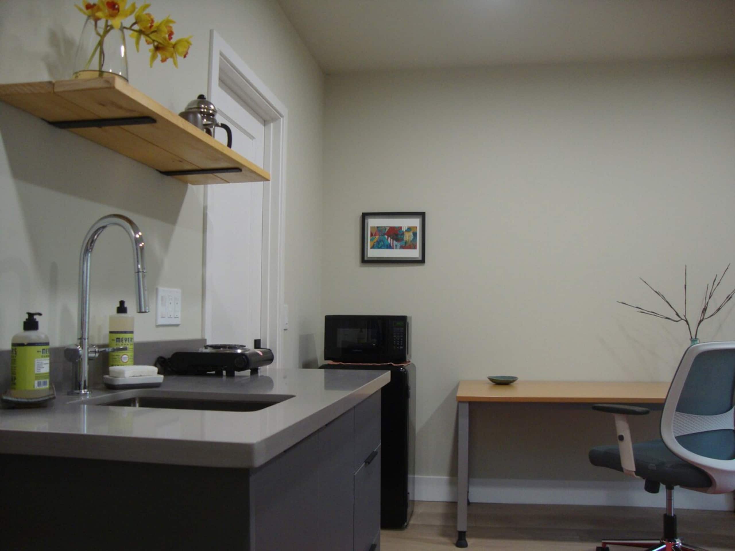 Modern Studio 10-min drive to Stanford U./Hospital - Photo 4