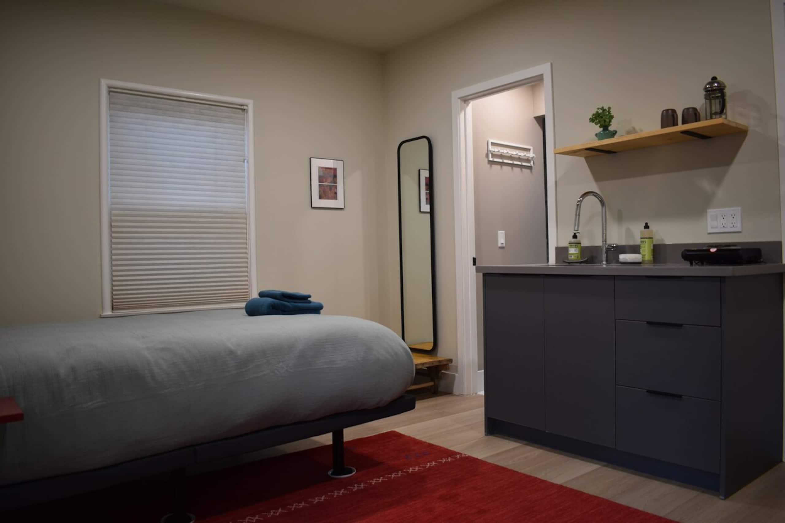 Modern Studio 10-min drive to Stanford U./Hospital - Photo 11