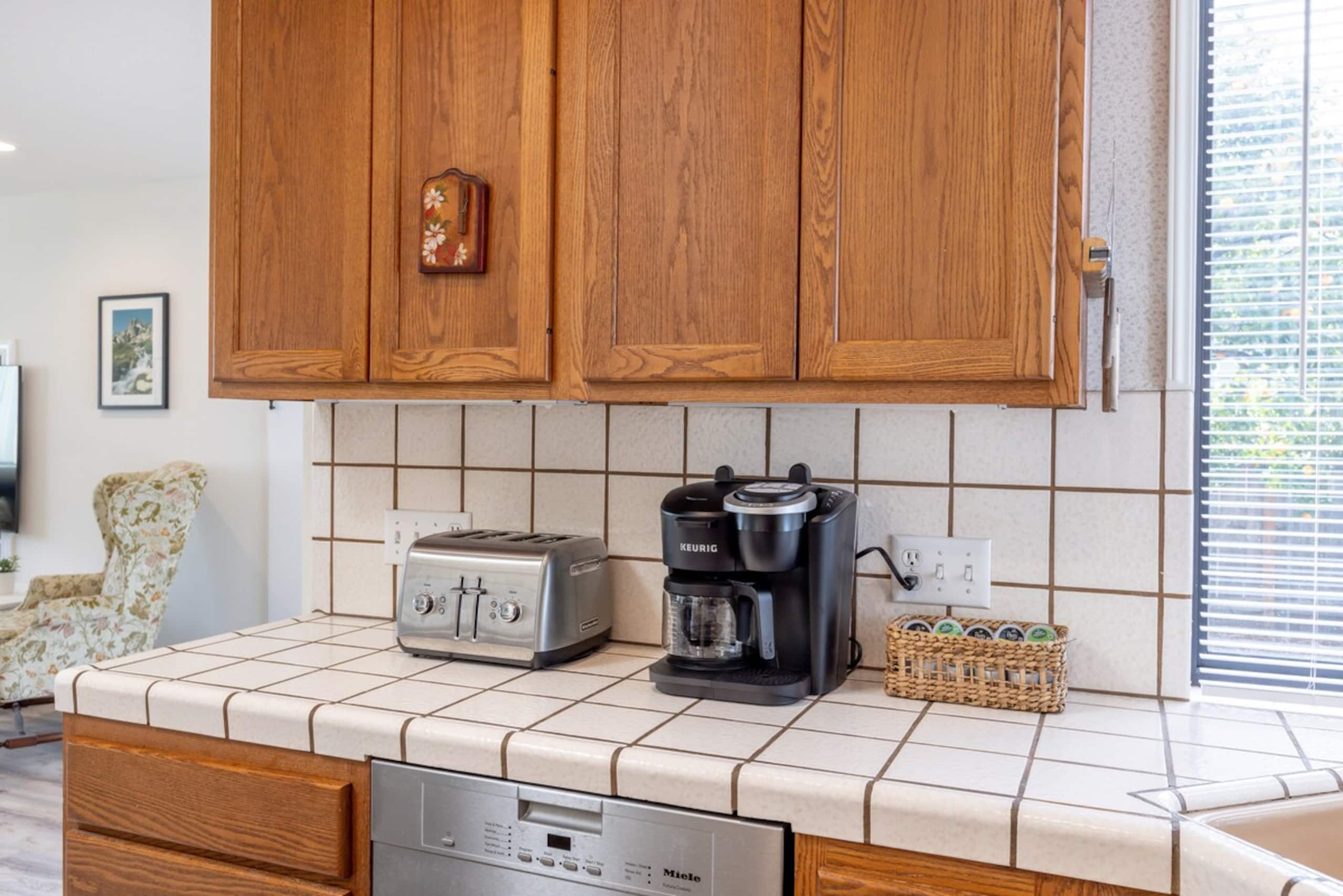 Quaint & Charming 4BR Tranquil Palo Alto Retreat - Photo 12