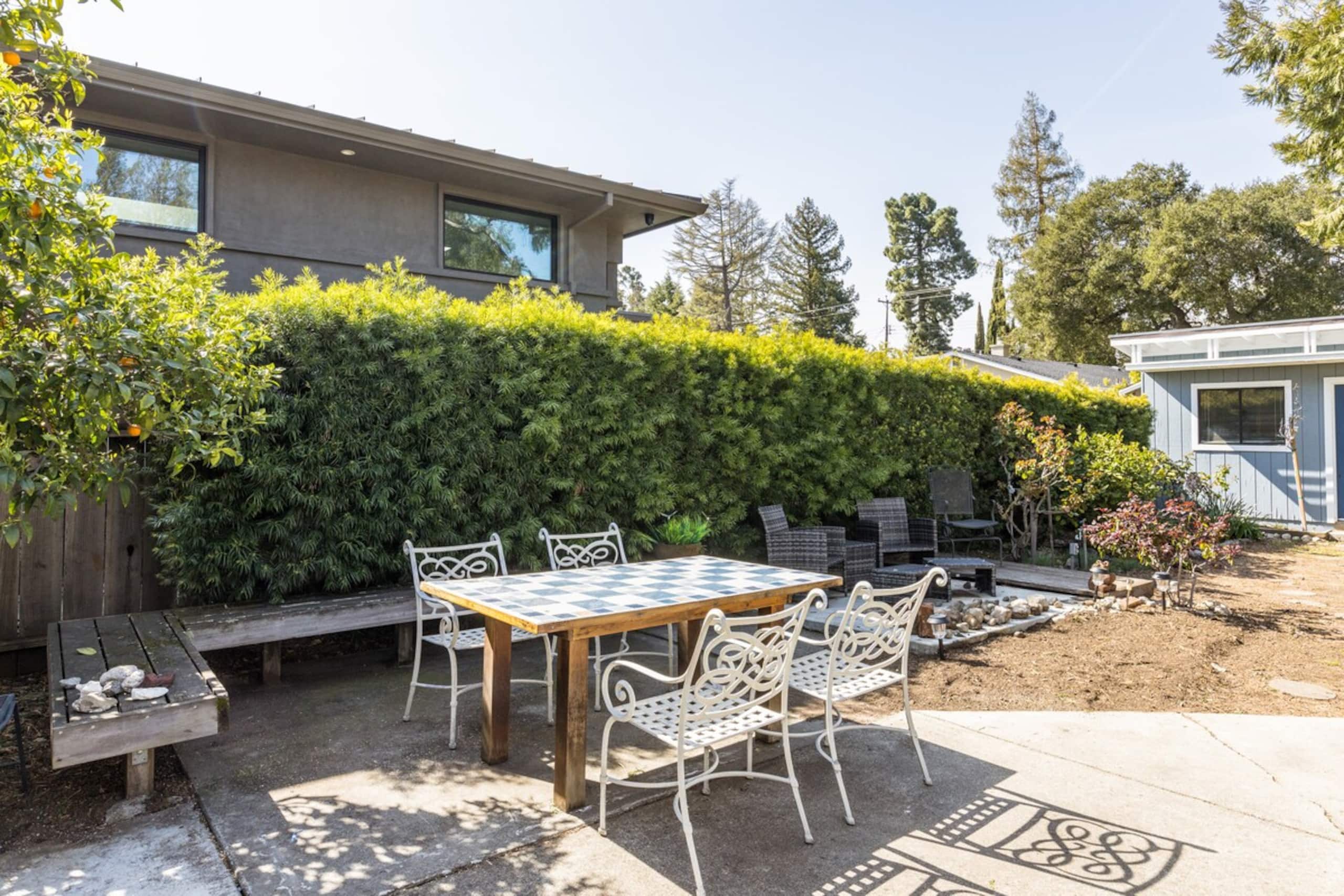 Quaint & Charming 4BR Tranquil Palo Alto Retreat - Photo 36