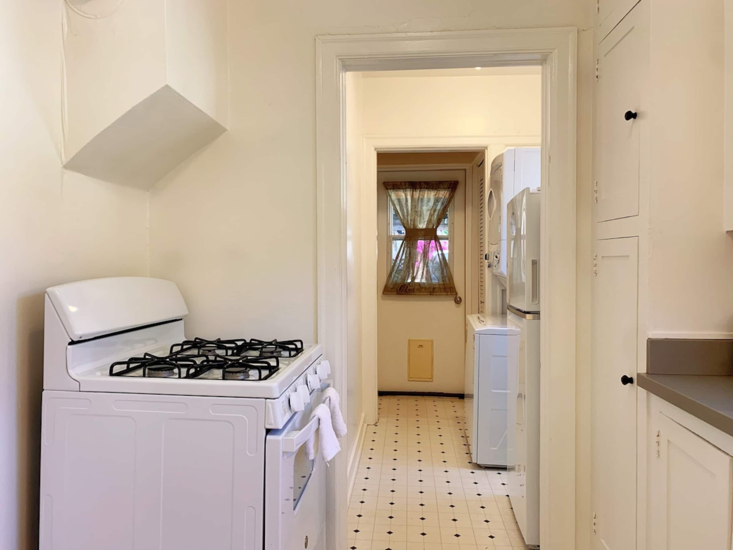 Cozy Palo Alto Cottage Near Stanford - Photo 4