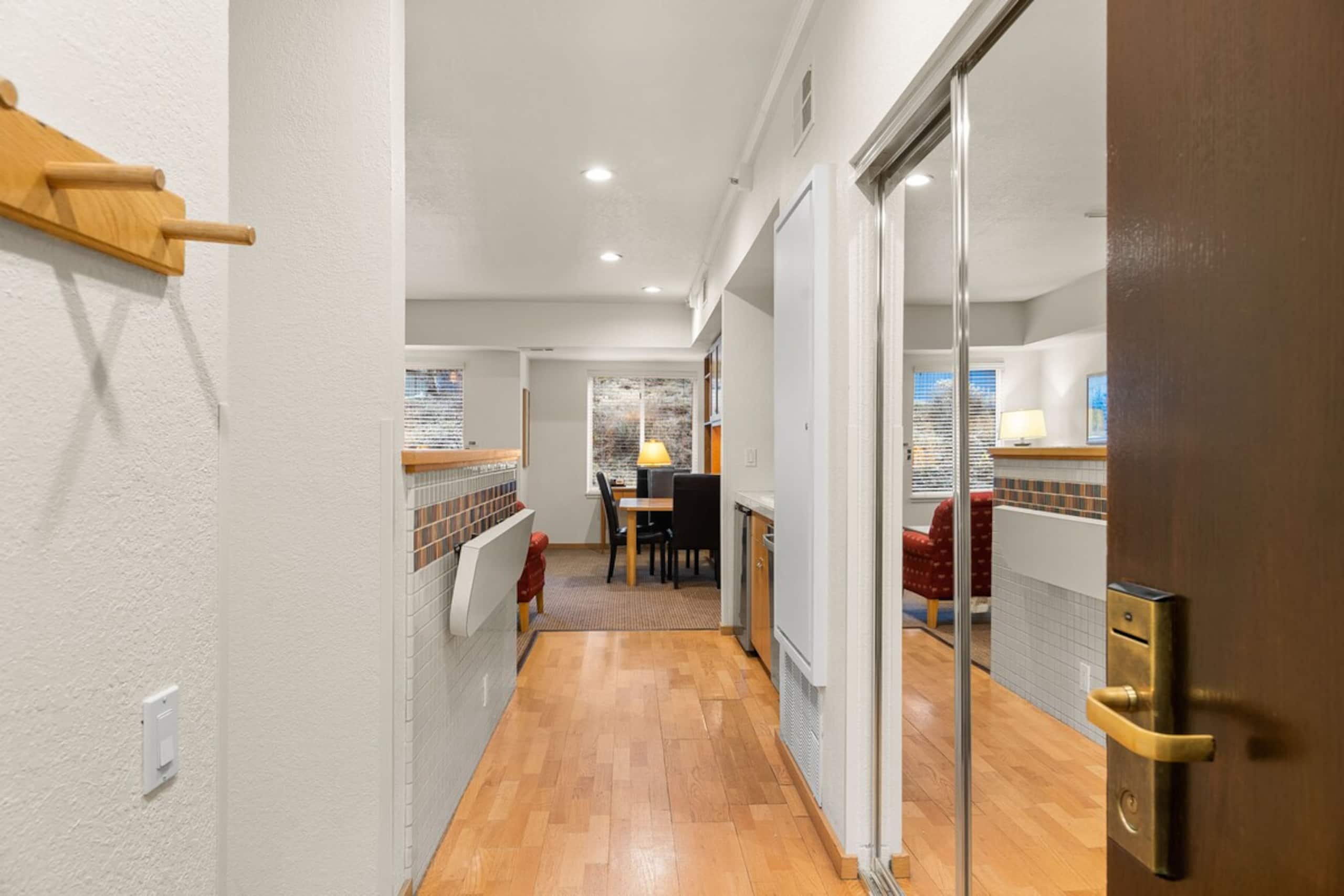 Ski In/Out Wa She Shu Studio -Mountain View - Photo 7