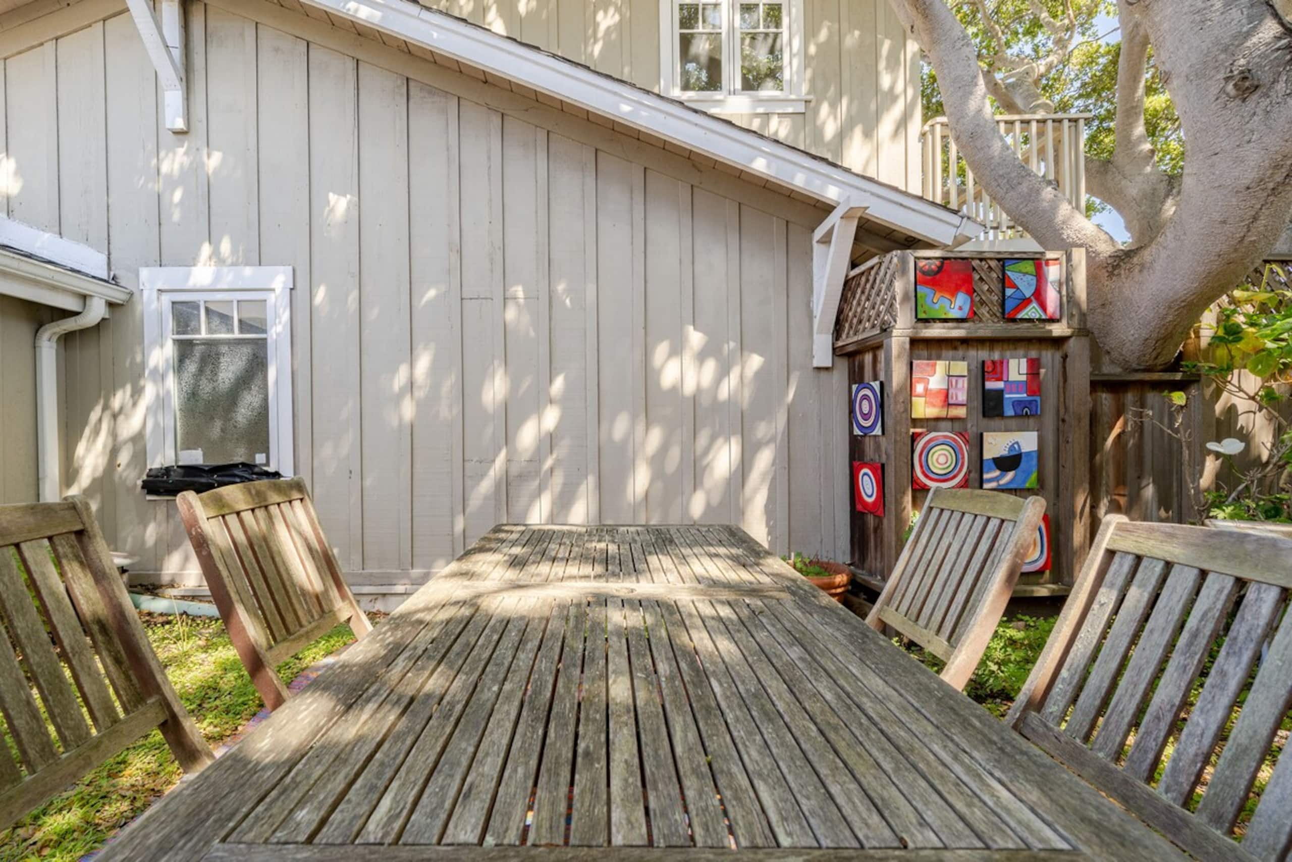 Cottage Retreat Steps from the Sea - Photo 14