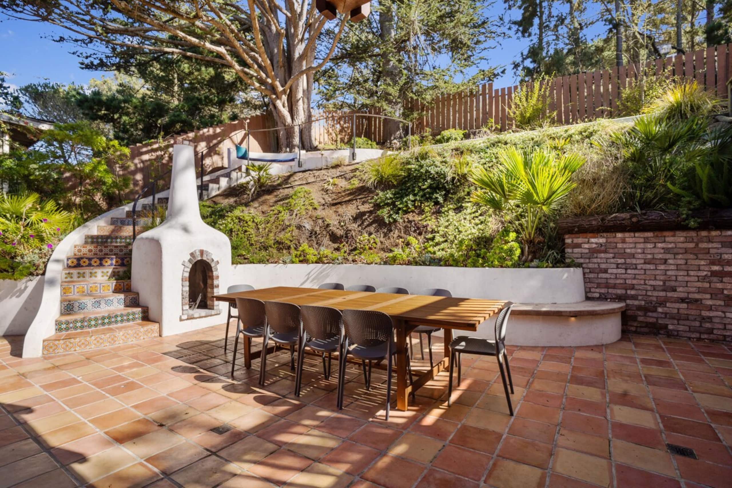 Stylish 3BR Pacifica Home, Stunning Ocean View - Photo 48