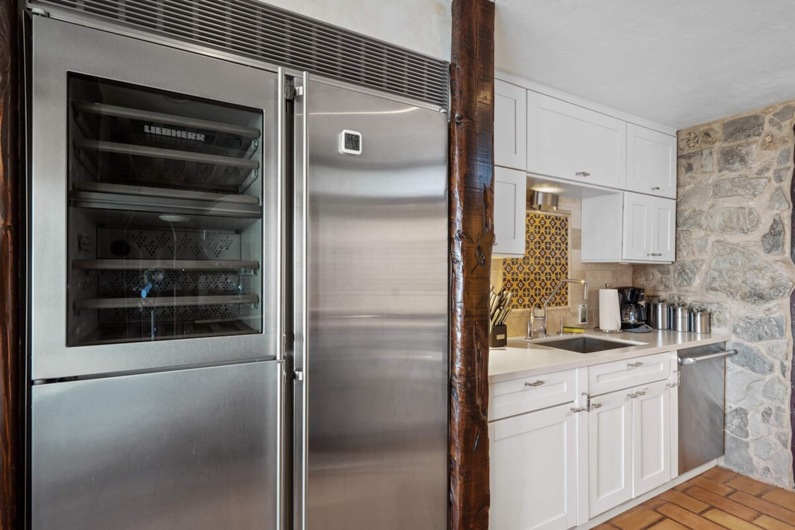 Stylish 3BR Pacifica Home, Stunning Ocean View - Photo 6