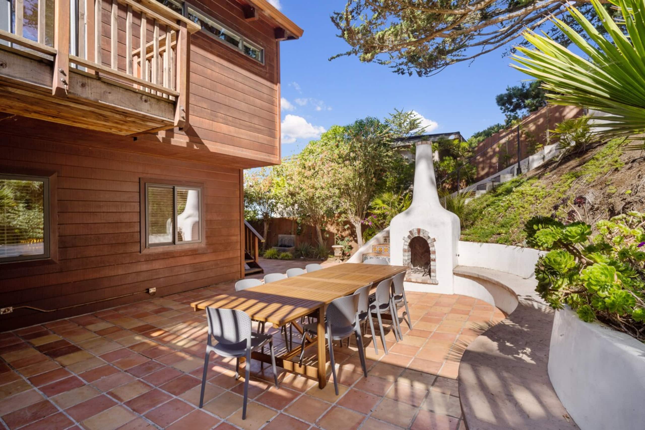 Stylish 3BR Pacifica Home, Stunning Ocean View - Photo 46