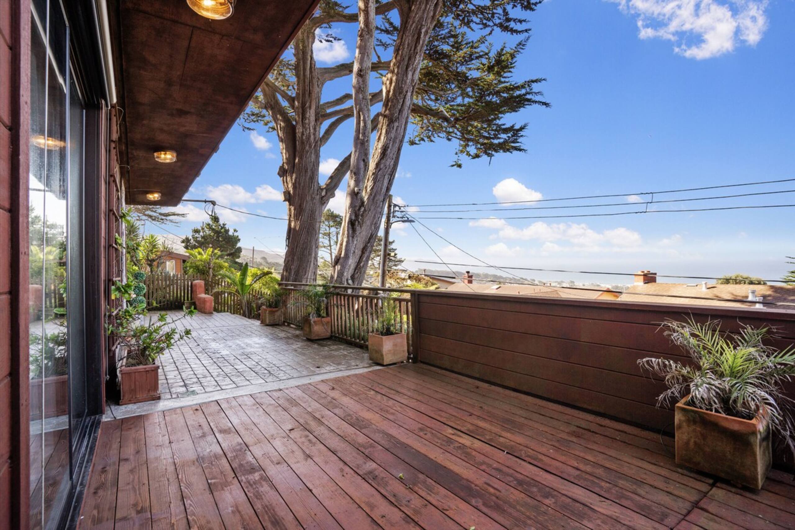 Stylish 3BR Pacifica Home, Stunning Ocean View - Photo 58
