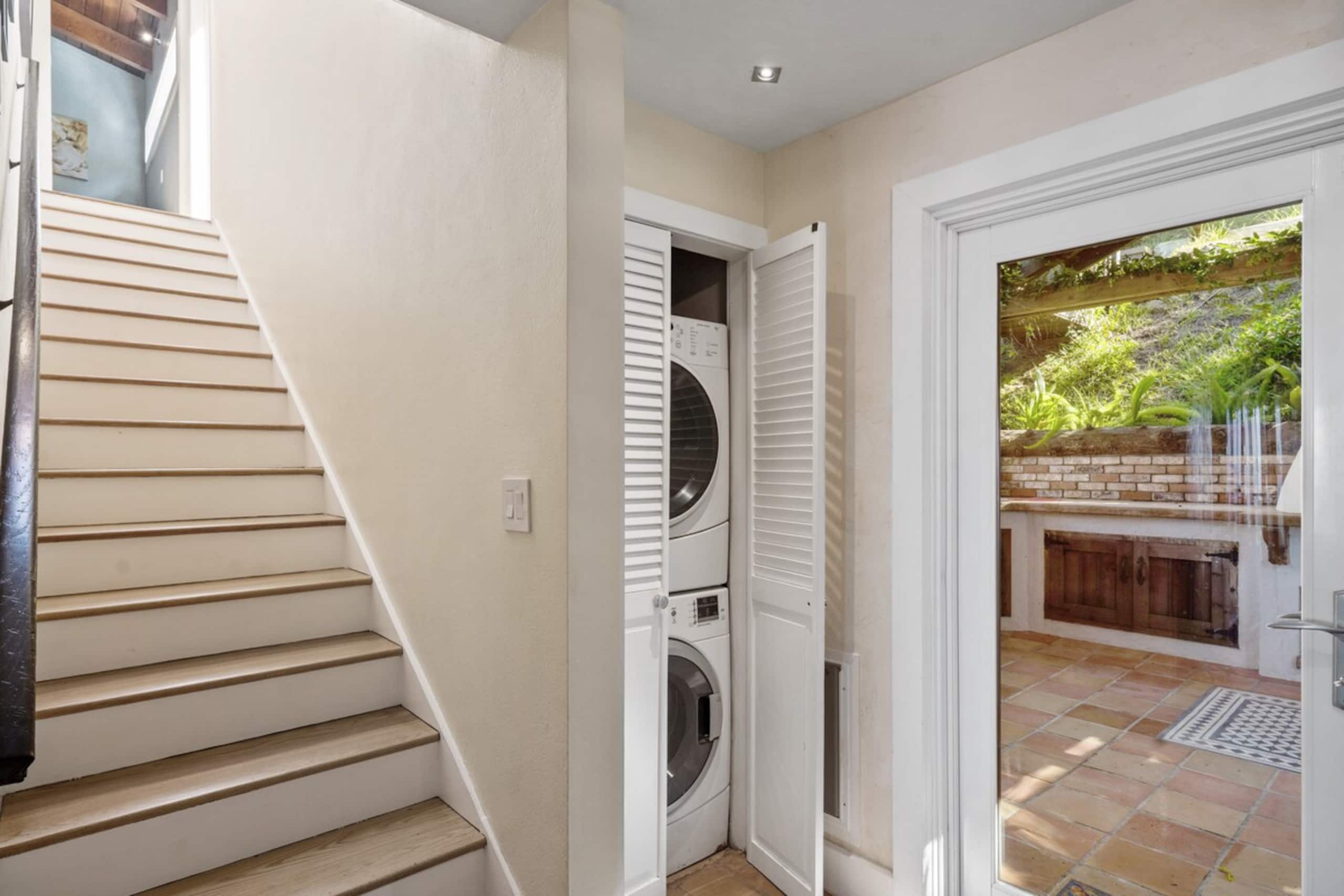 Stylish 3BR Pacifica Home, Stunning Ocean View - Photo 69