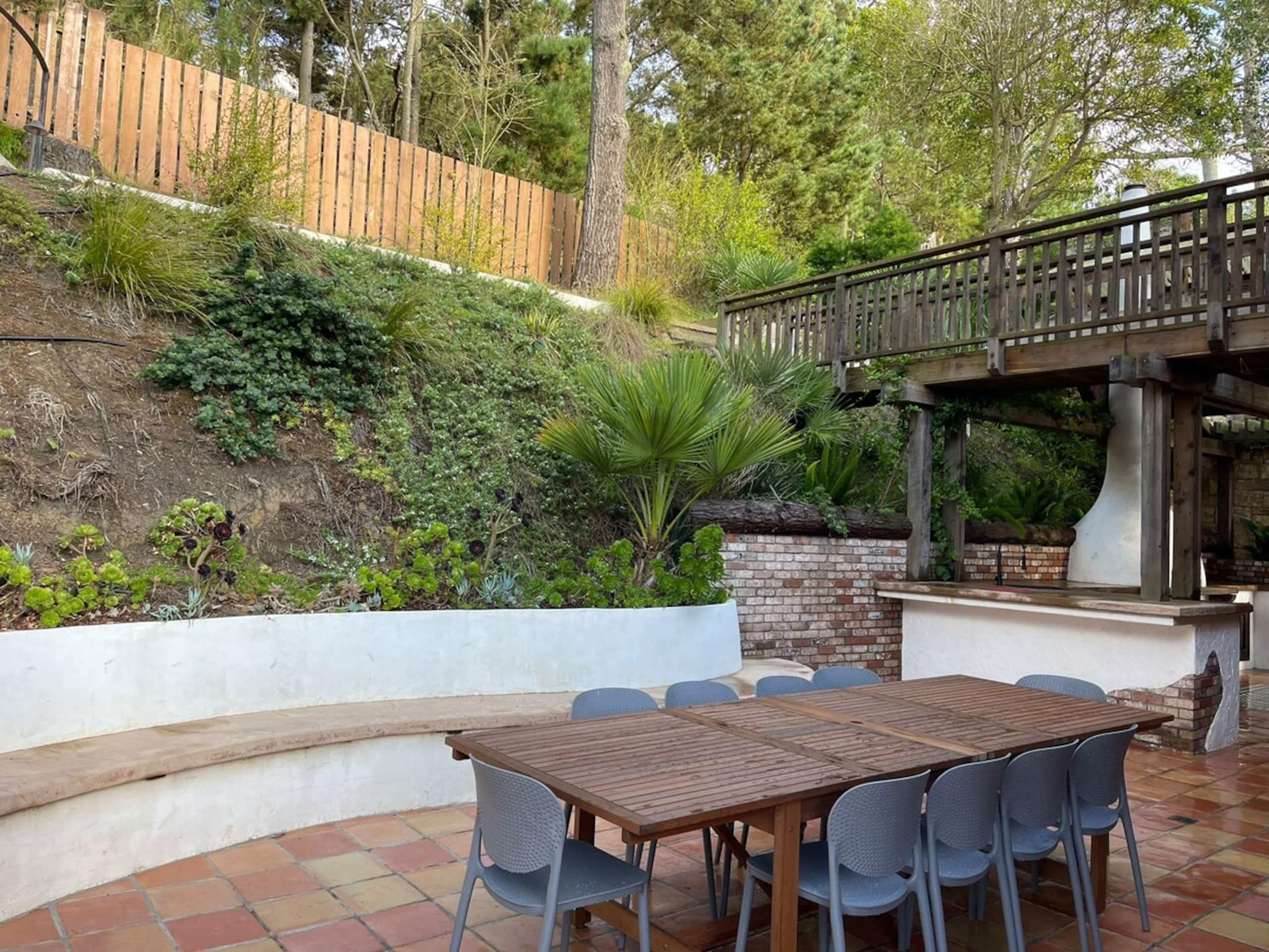 Stylish 3BR Pacifica Home, Stunning Ocean View - Photo 52