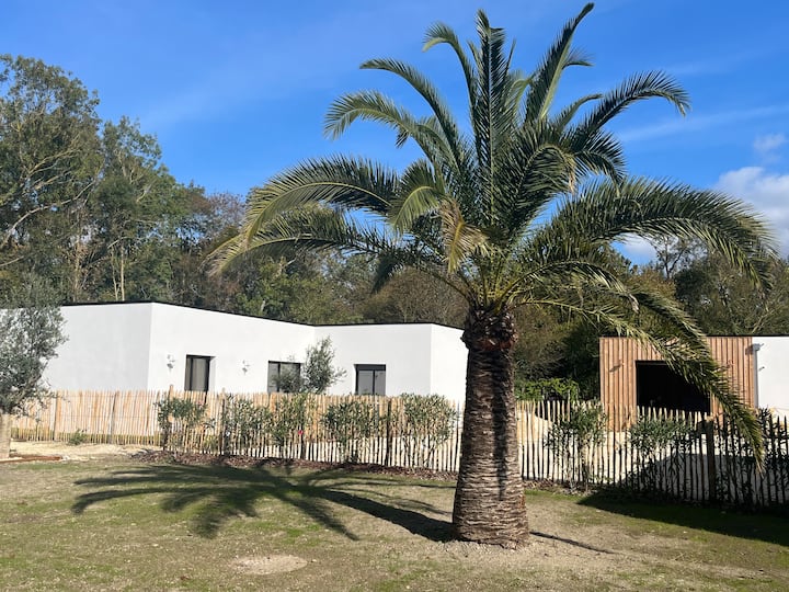 Maison Climatisée Dans Un Environnement Nature - La Rochelle
