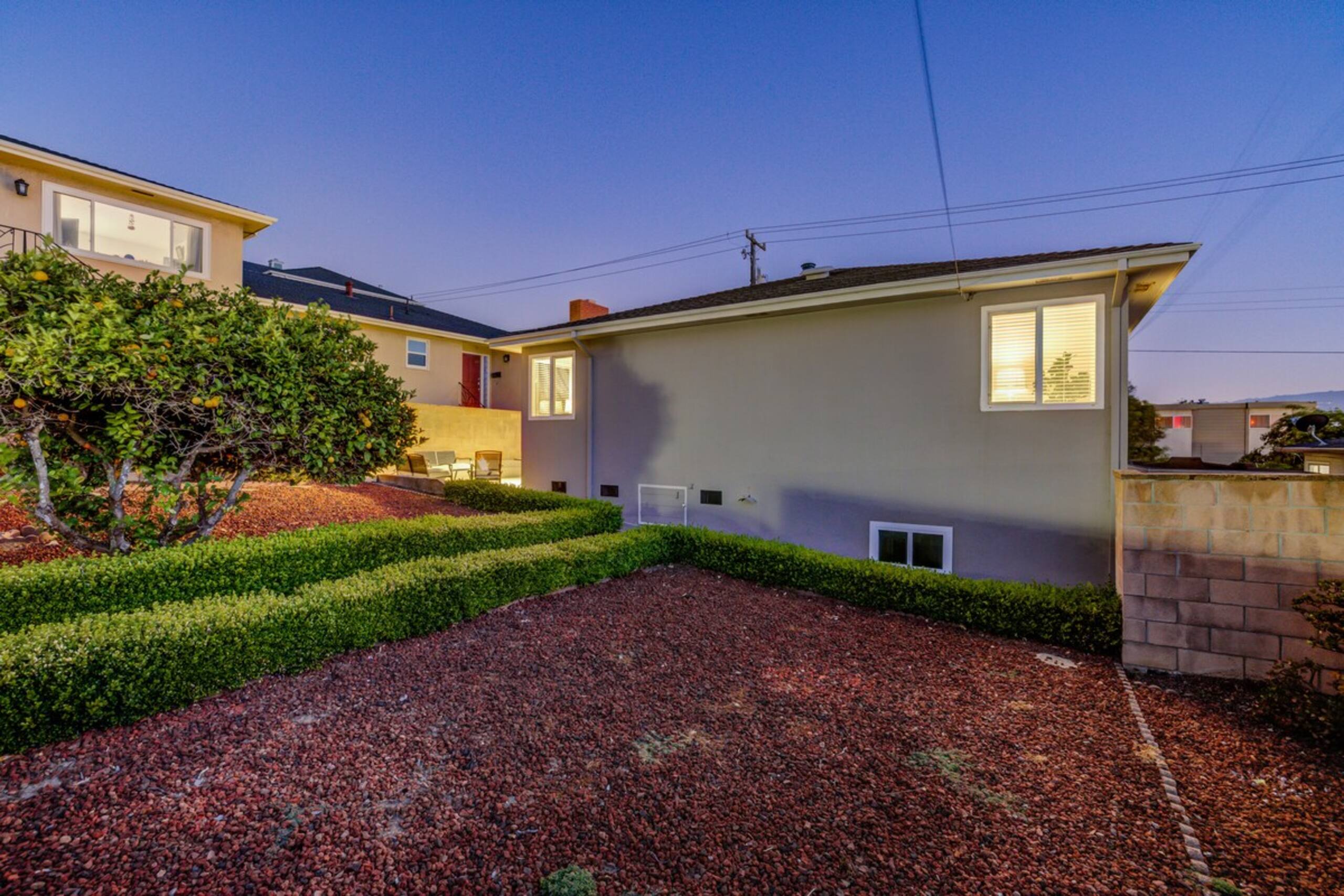 Casa-Sfo/Oasis City Getaway, Rustic/Modern Design - Photo 9