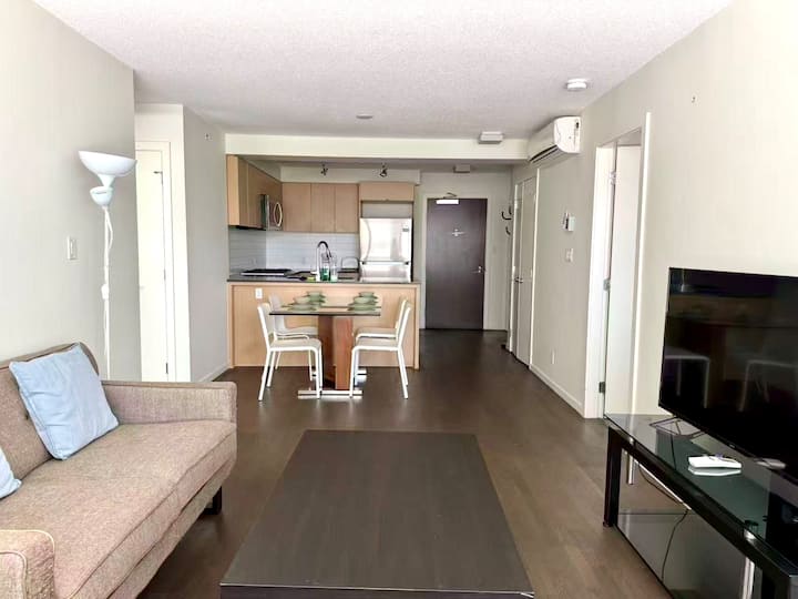 Cozy Nest Richmond 2b2b - Richmond, BC, Canada