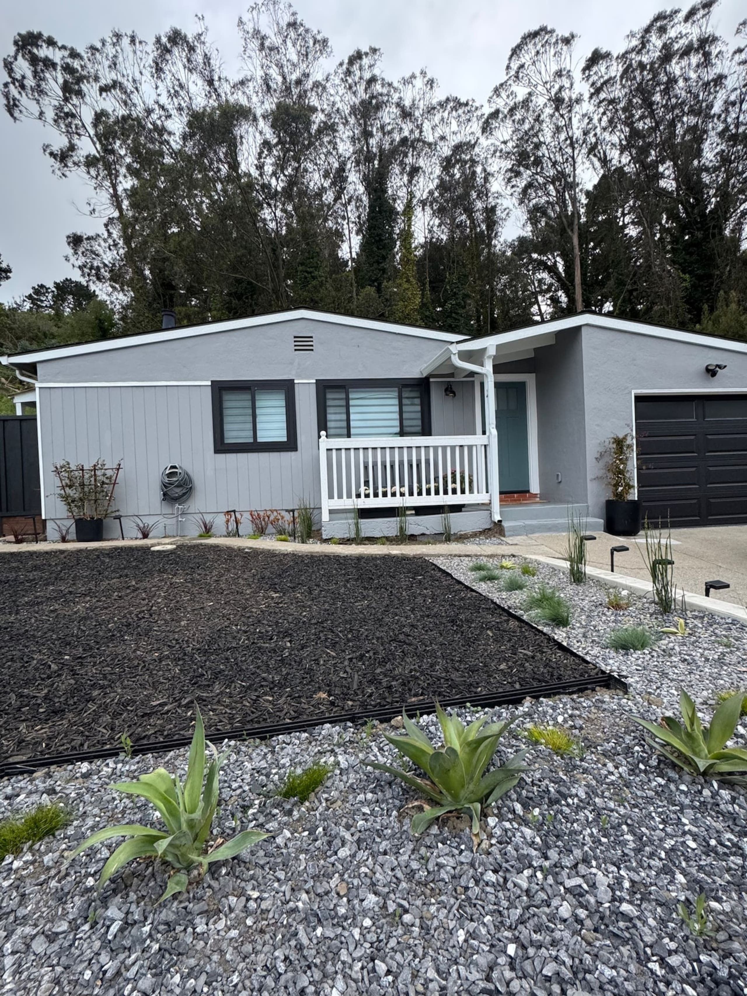 Remodeled House in South San Francisco - Photo 20