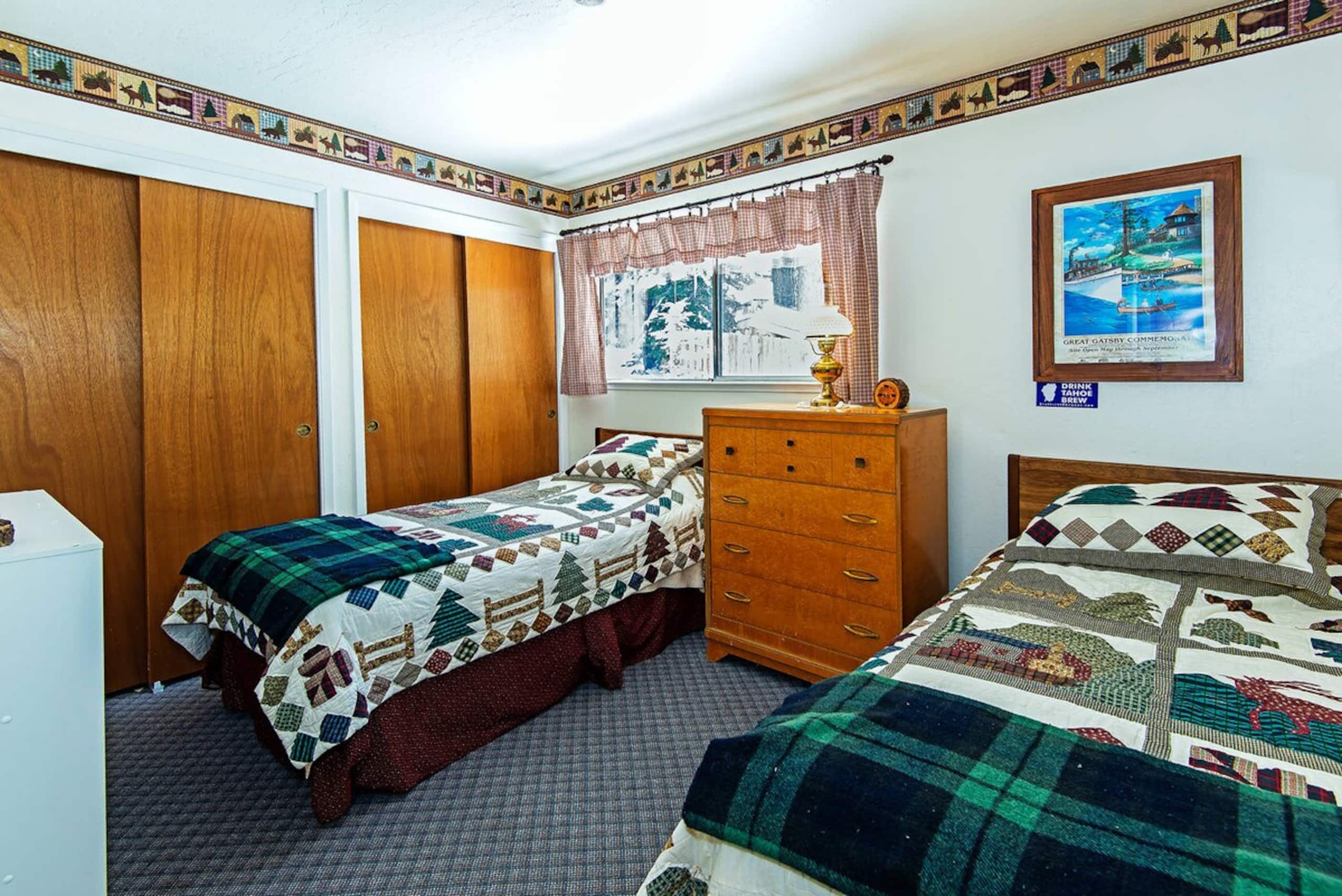 Cherry Hills Cabin - Sleeps 6, No Pets, Family Fun - Photo 18