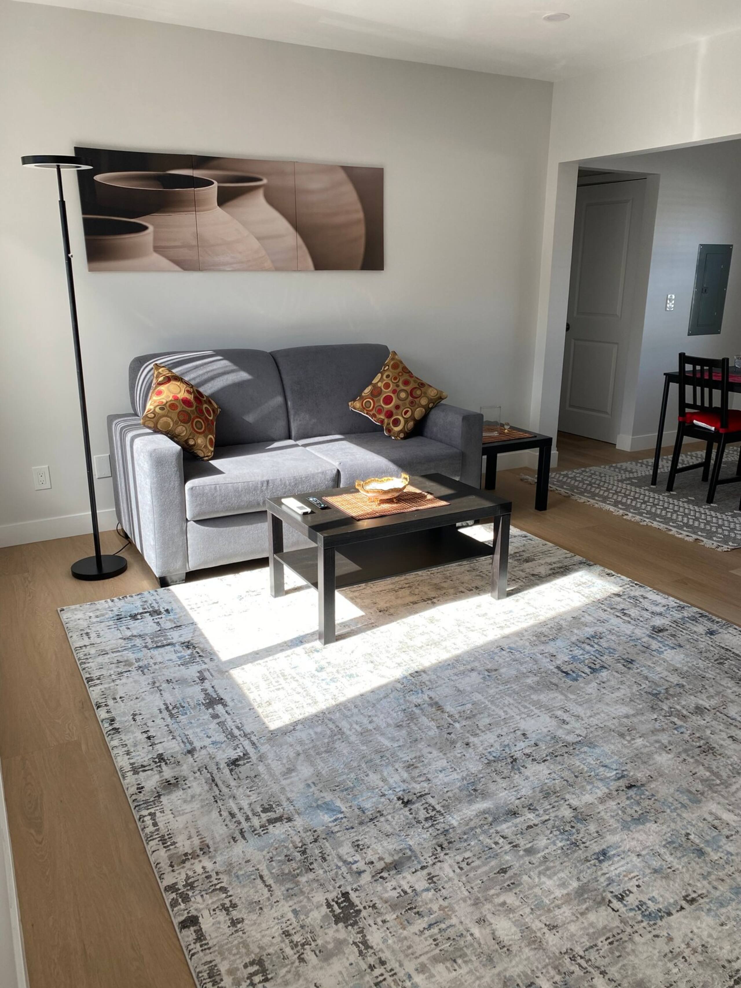 Palo Alto - Quiet & Comfortable Apartment, Parking - Photo 2