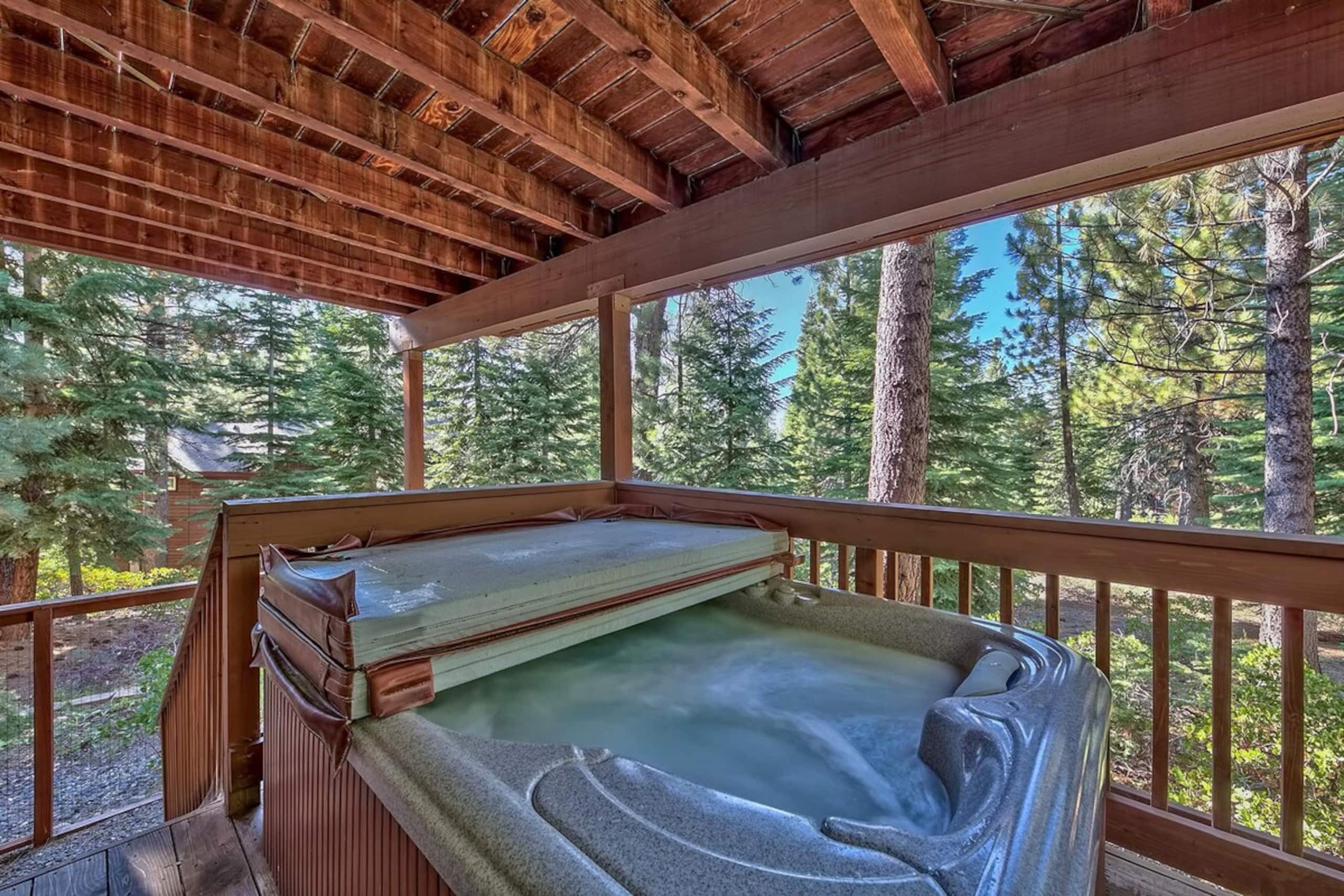 Where Eagles Fly, Hot Tub, Pets ok, great spot - Photo 5