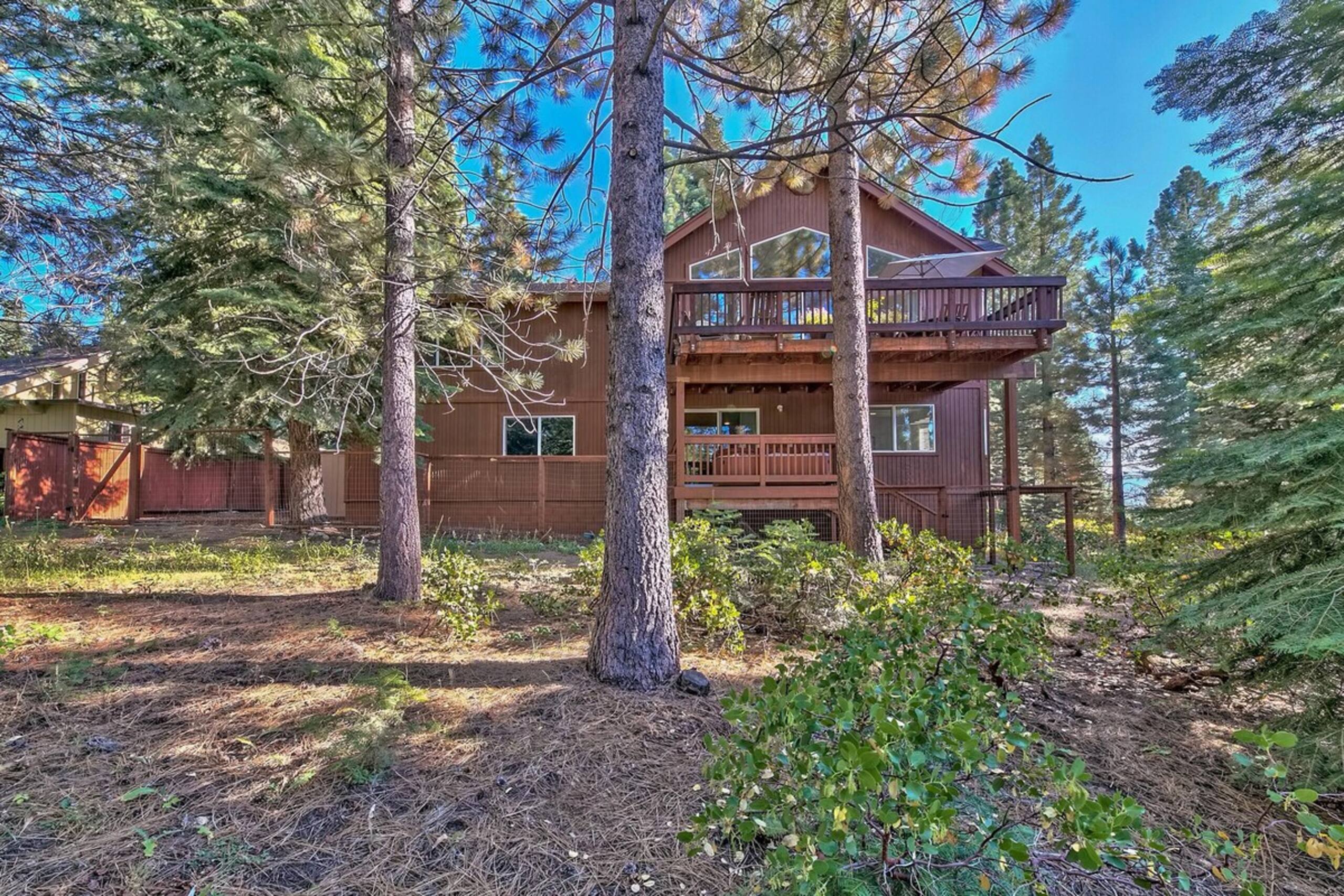 Where Eagles Fly, Hot Tub, Pets ok, great spot - Photo 22