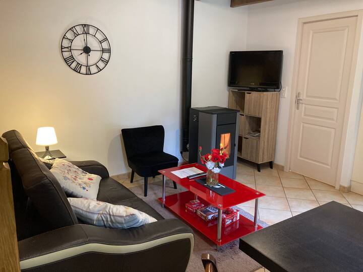 Petite Maison Dans Le Parc - Chaudes-Aigues