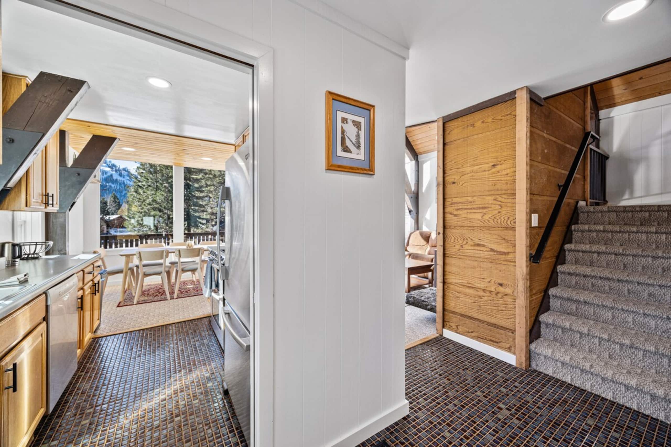 Tahoe Summer Dog Friendly Home in Olympic Valley - Photo 18