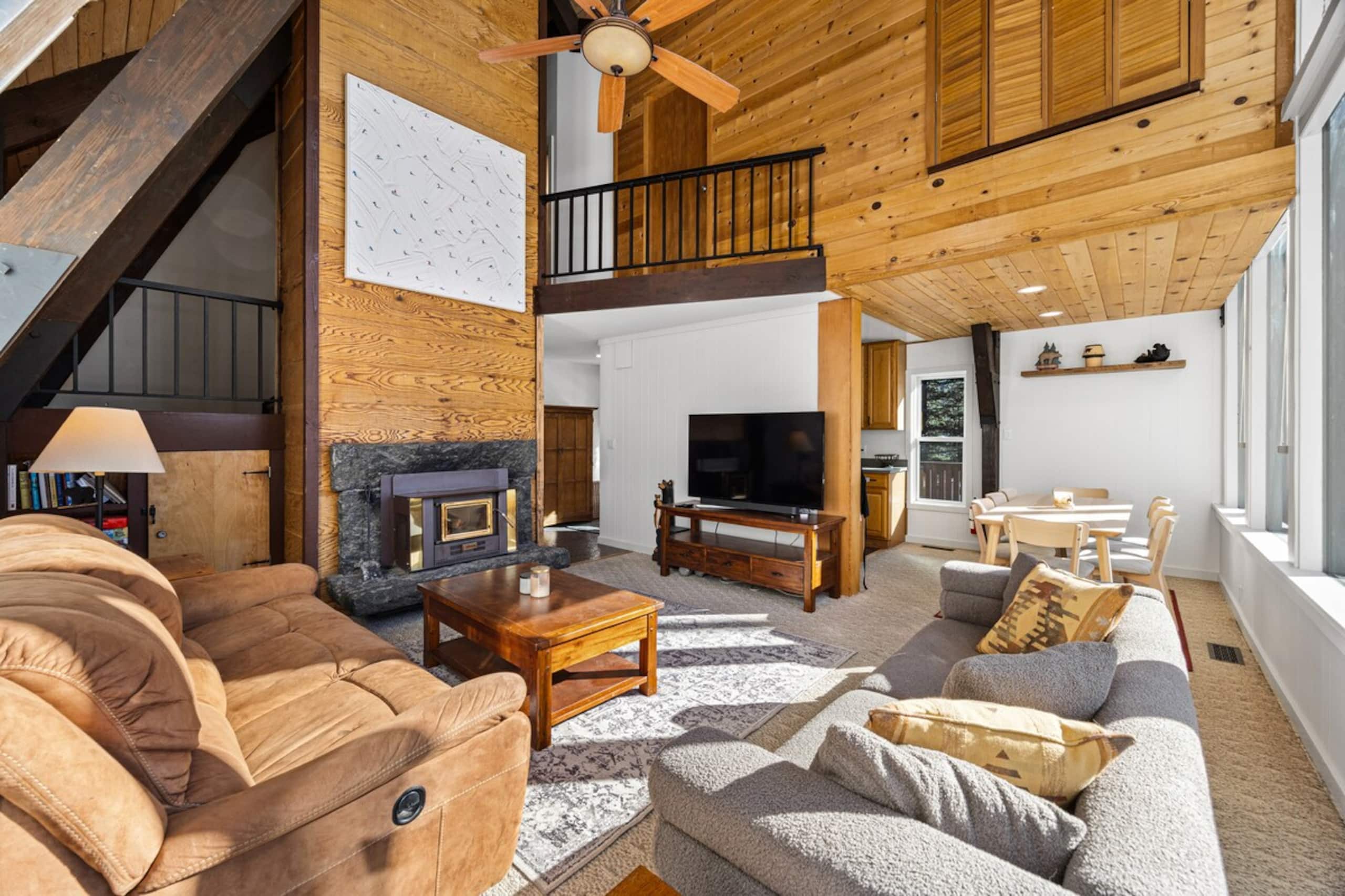 Tahoe Summer Dog Friendly Home in Olympic Valley - Photo 5