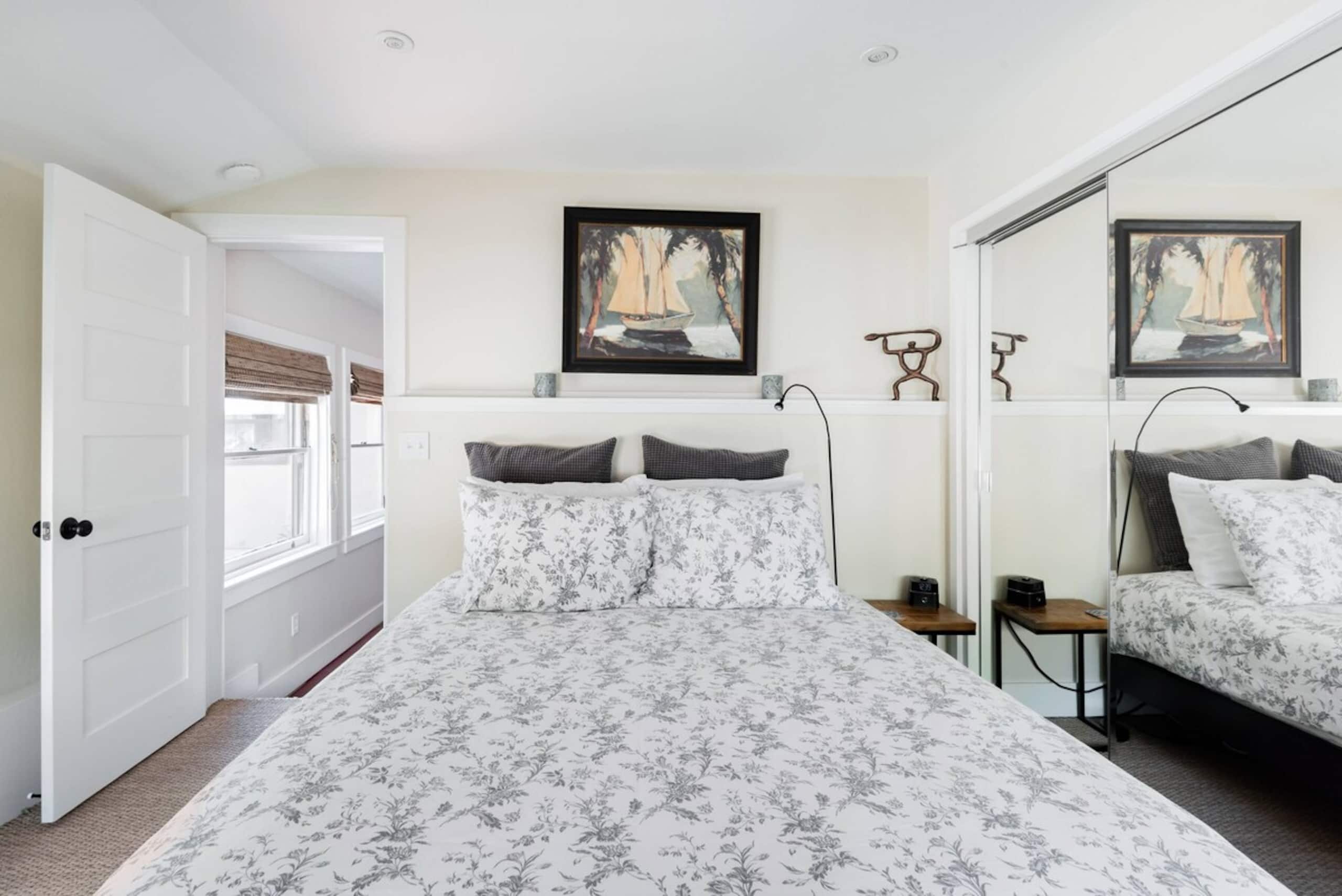 Downtown Walnut Creek Cottage (The Walnut) - Photo 8