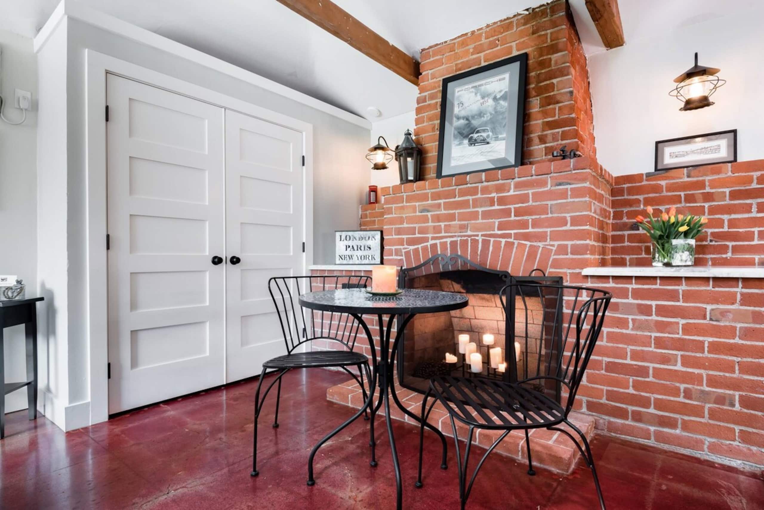 Downtown Walnut Creek Cottage (The Walnut) - Photo 6
