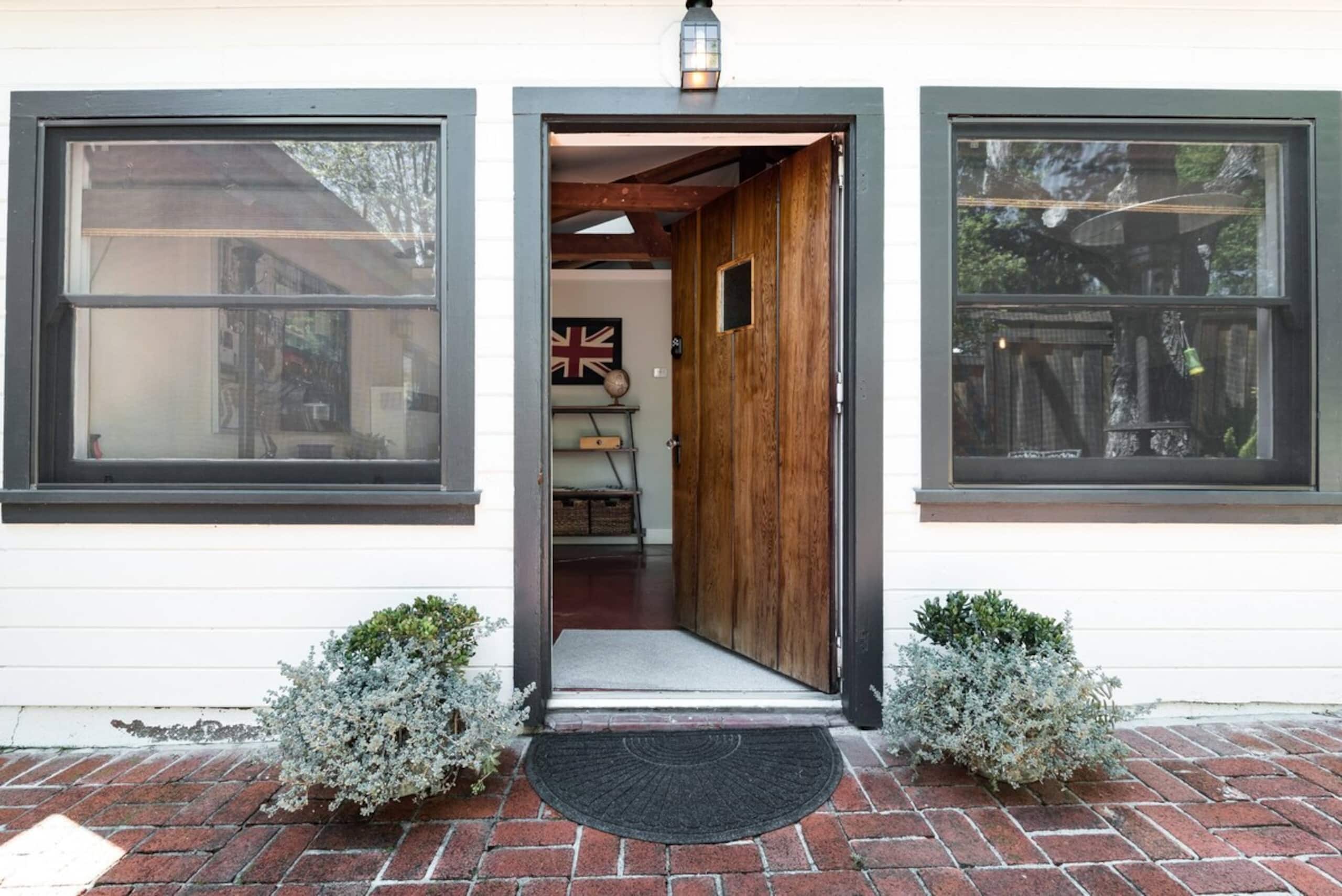 Downtown Walnut Creek Cottage (The Walnut) - Photo 15