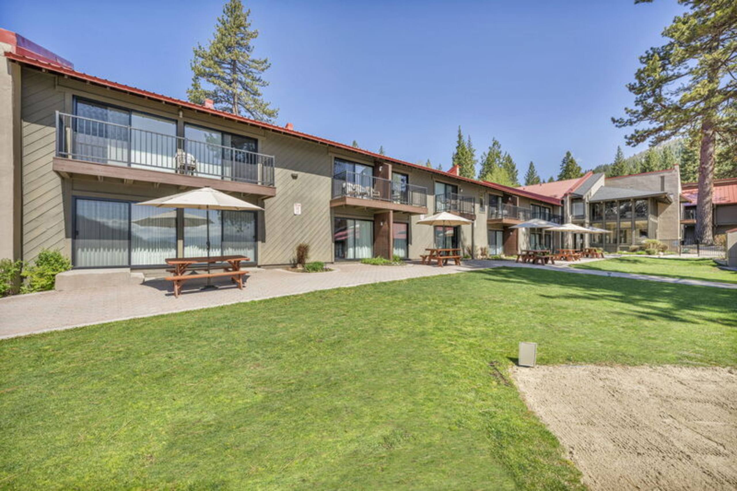 Cozy Deluxe Studio 131 at Donner Lake Village - Photo 8