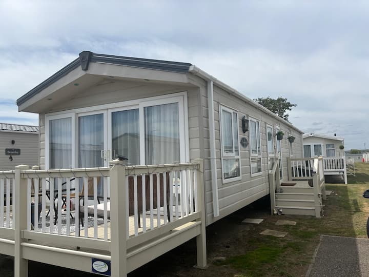 6 Berth Caravan - Dymchurch