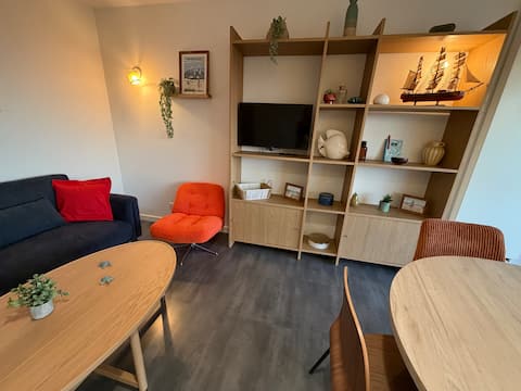 Top performing Airbnb: Exceptional sea view / terrace / beach within walking distance in Saint Brevin Les Pins