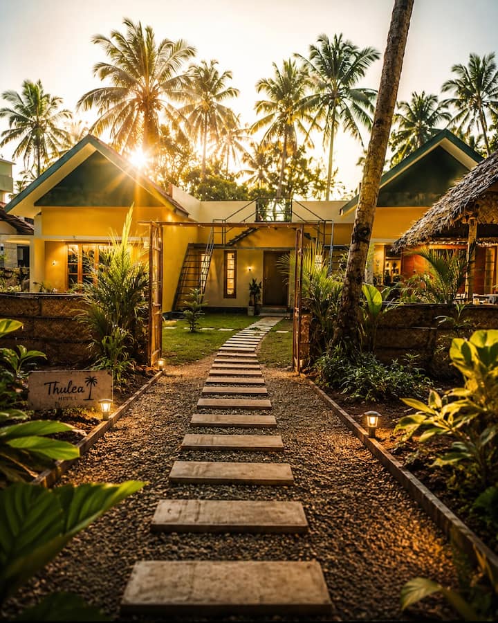 Thule Hostel Varkala Beach | Dorms & Private Rooms - Varkala