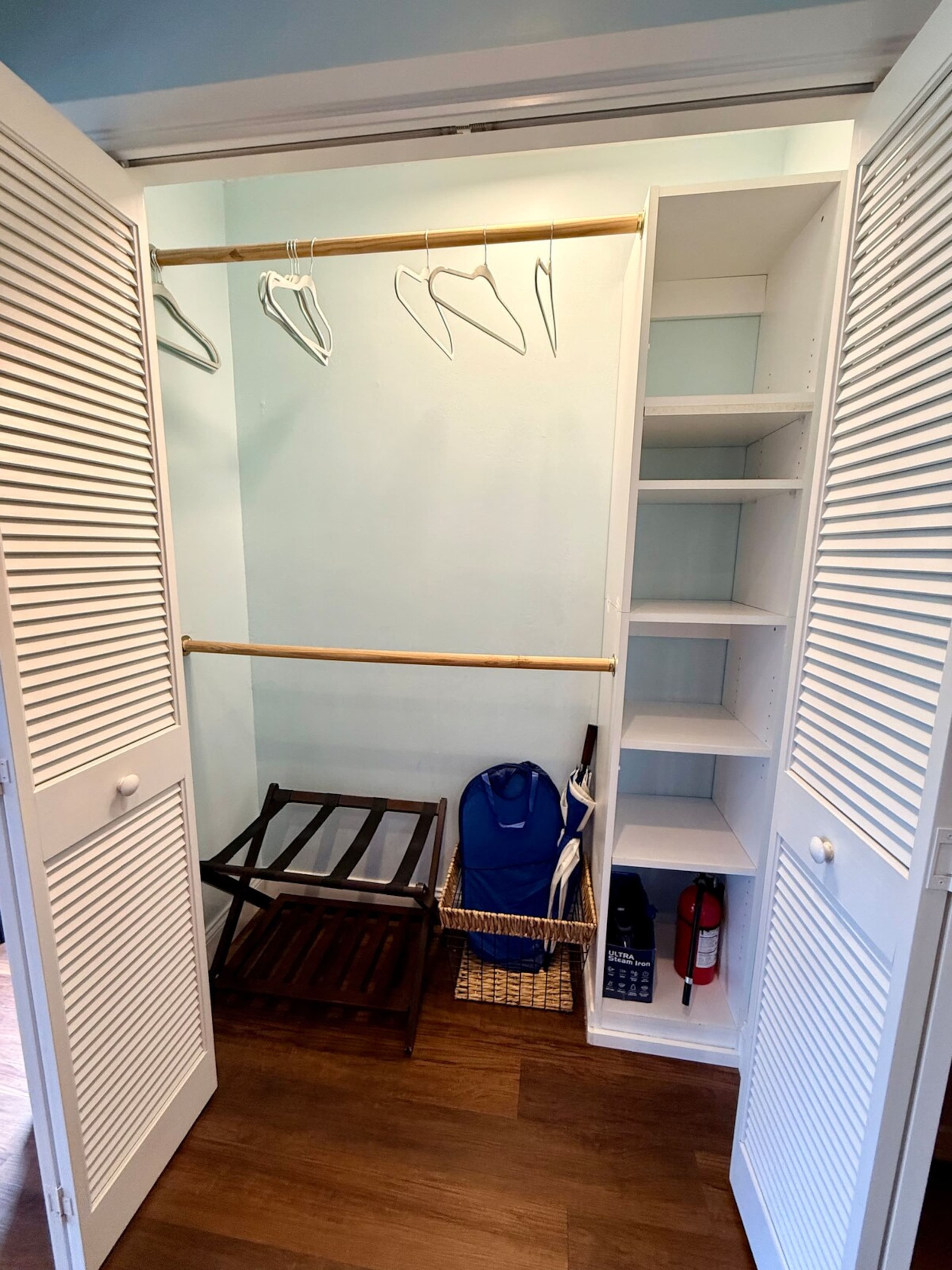 Modern 1BR Carmel Beach Escape, Mins to Downtown - Photo 14