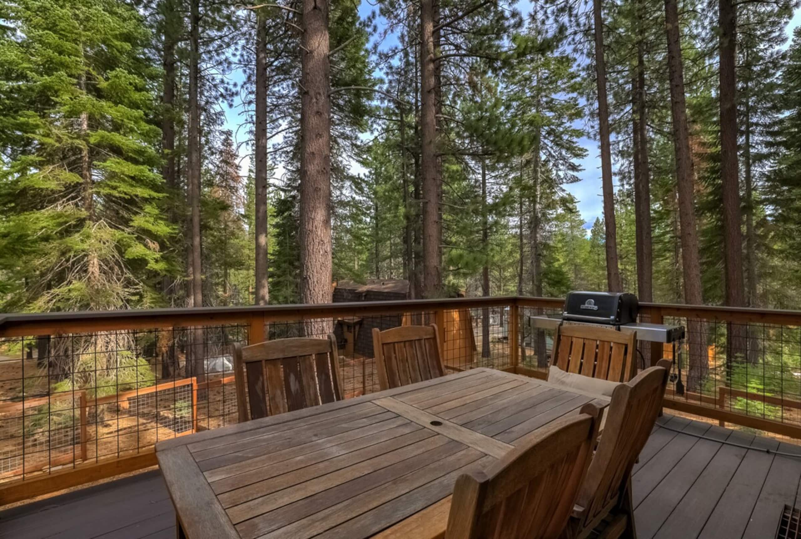 Mountain Pine Memories - Pets + Hot tub + Fire pit - Photo 37