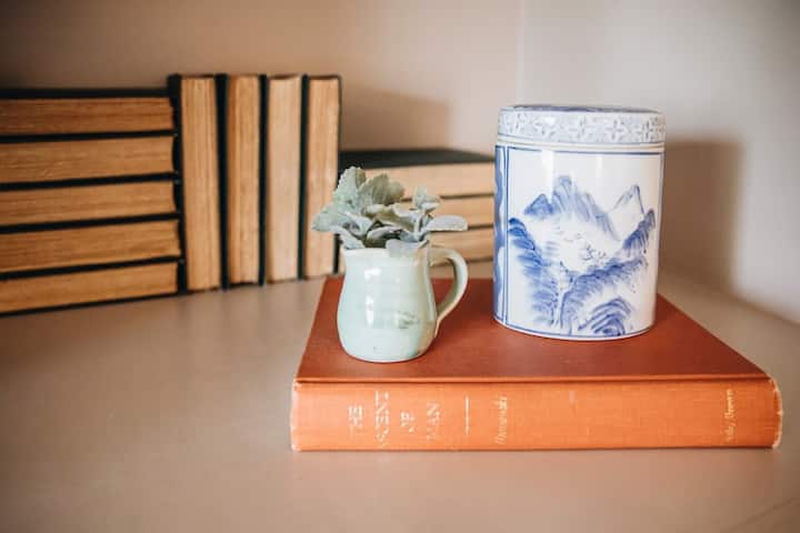 Seven Branches ~ Jack London Room - Sonoma, CA