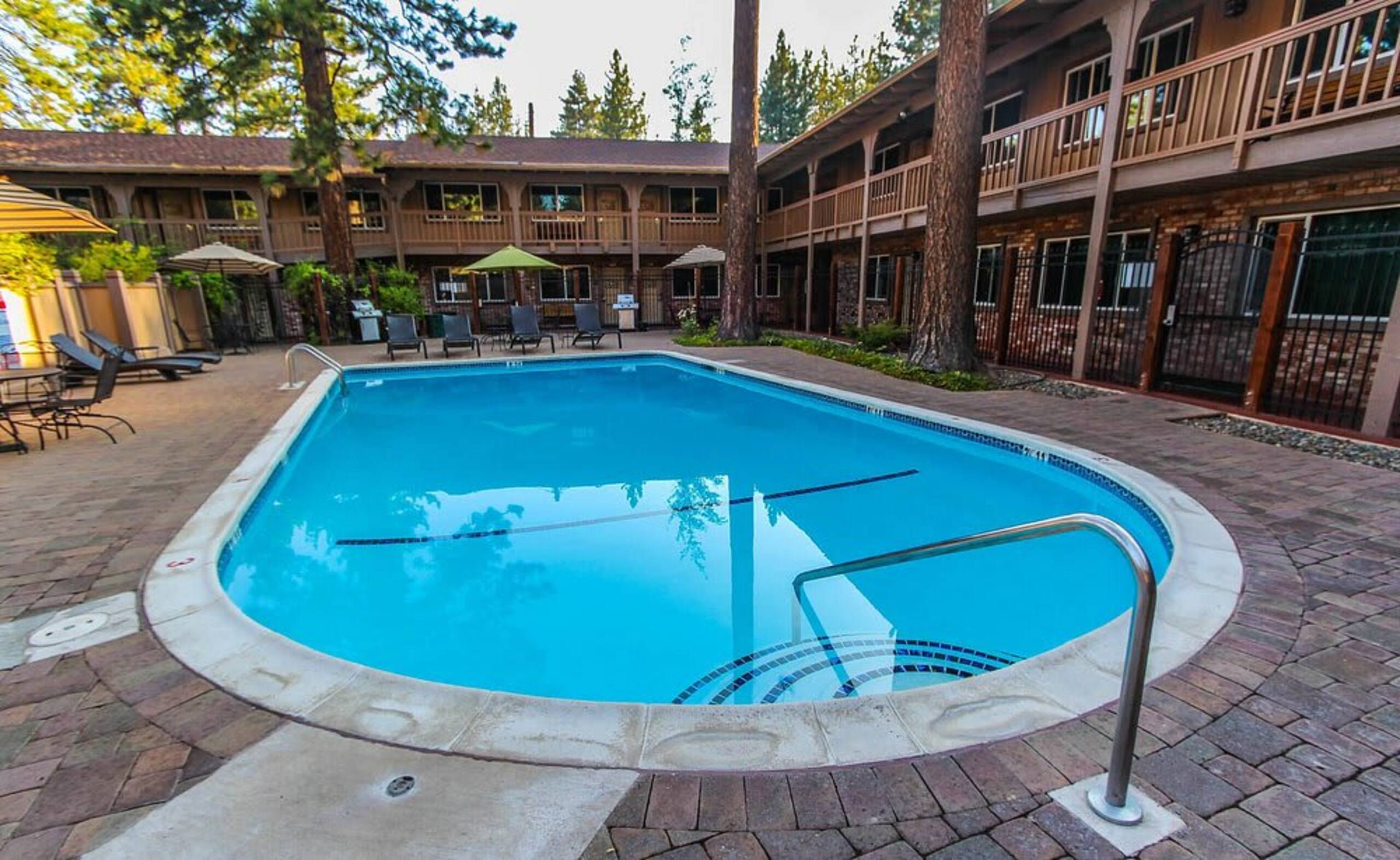 The Lodge at Lake Tahoe - Studio - Photo 8