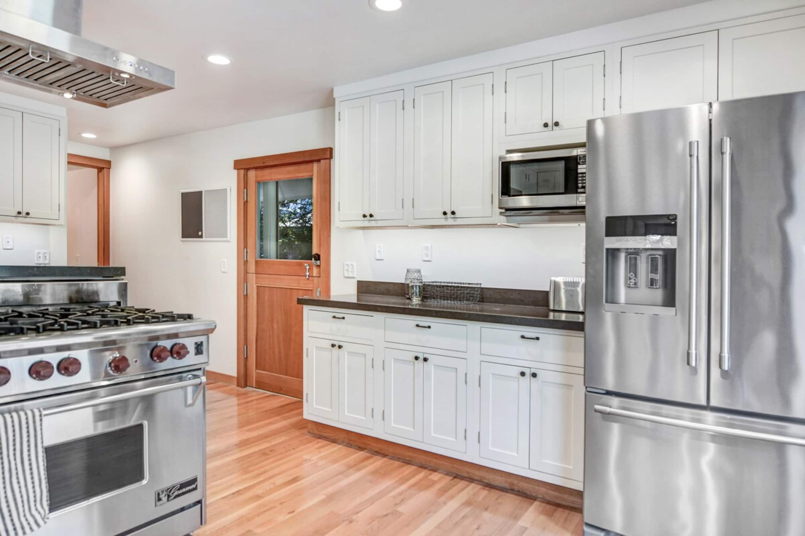 Casa Palmera Sonoma - now avail for shorter stays - Photo 6