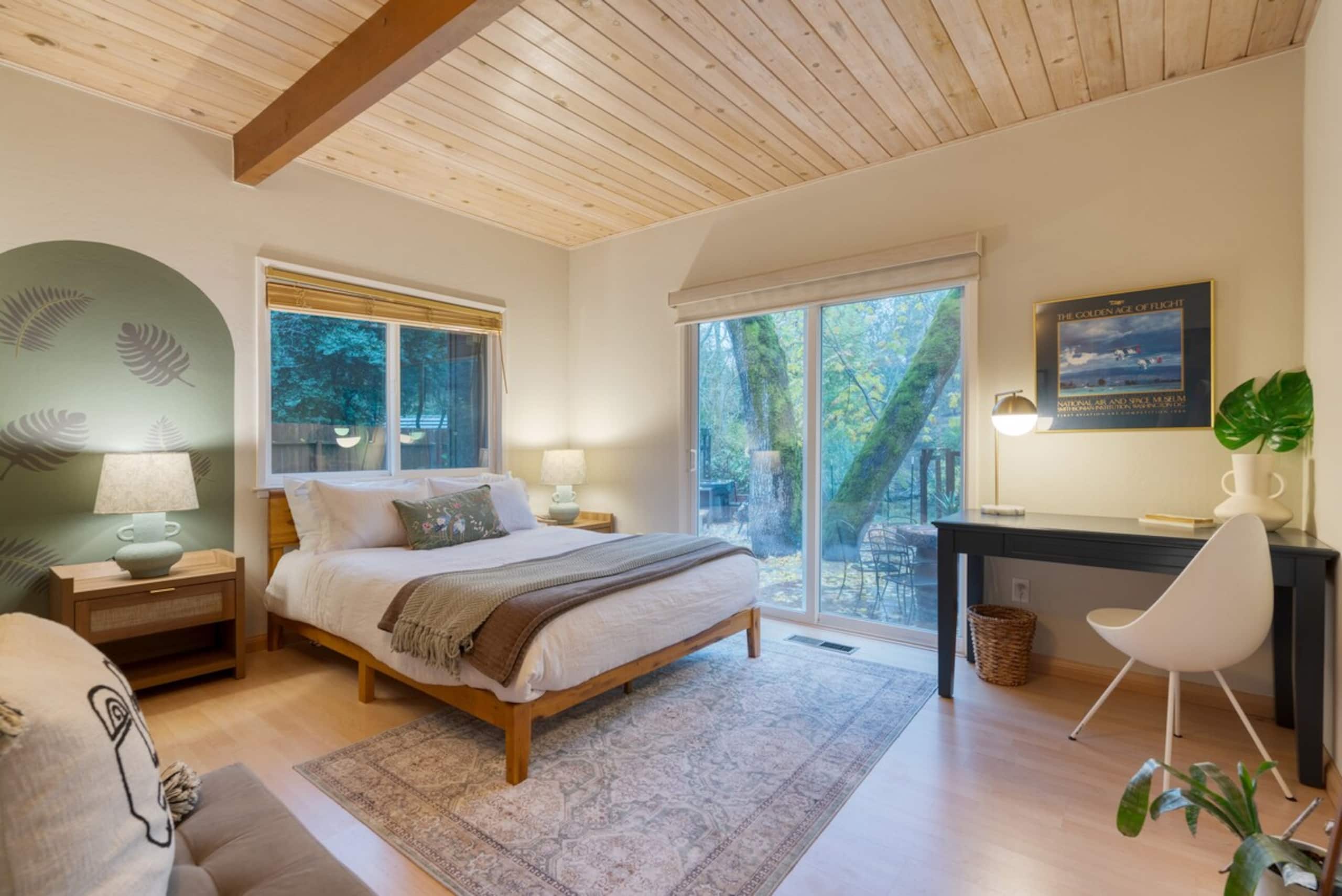 Sonoma Creek Haven, Creekside Hot Tub Retreat - Photo 30