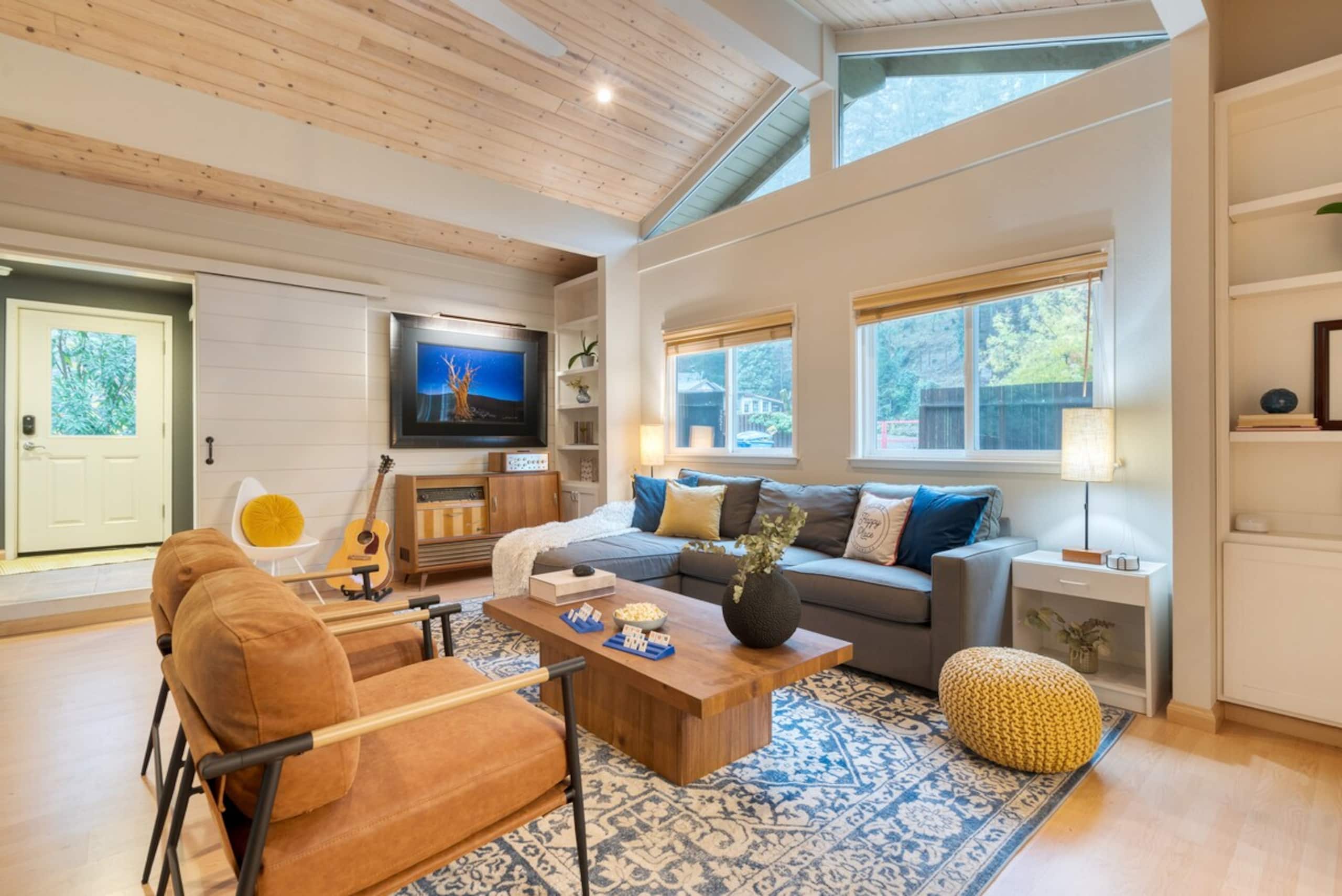 Sonoma Creek Haven, Creekside Hot Tub Retreat - Photo 13