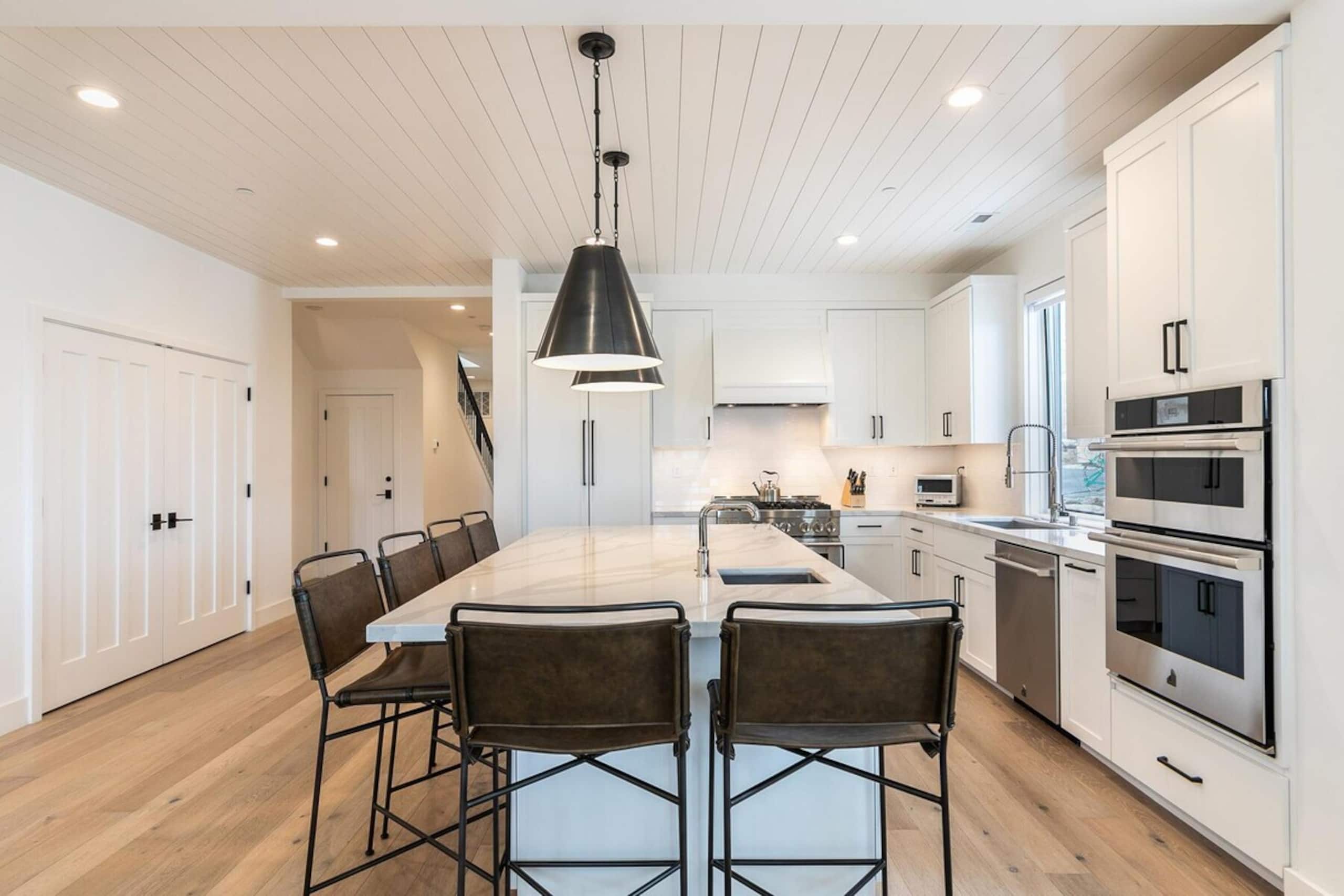 Chalet on Shady Lane at Schaffer's Mill, 4BDRM, C - Photo 10