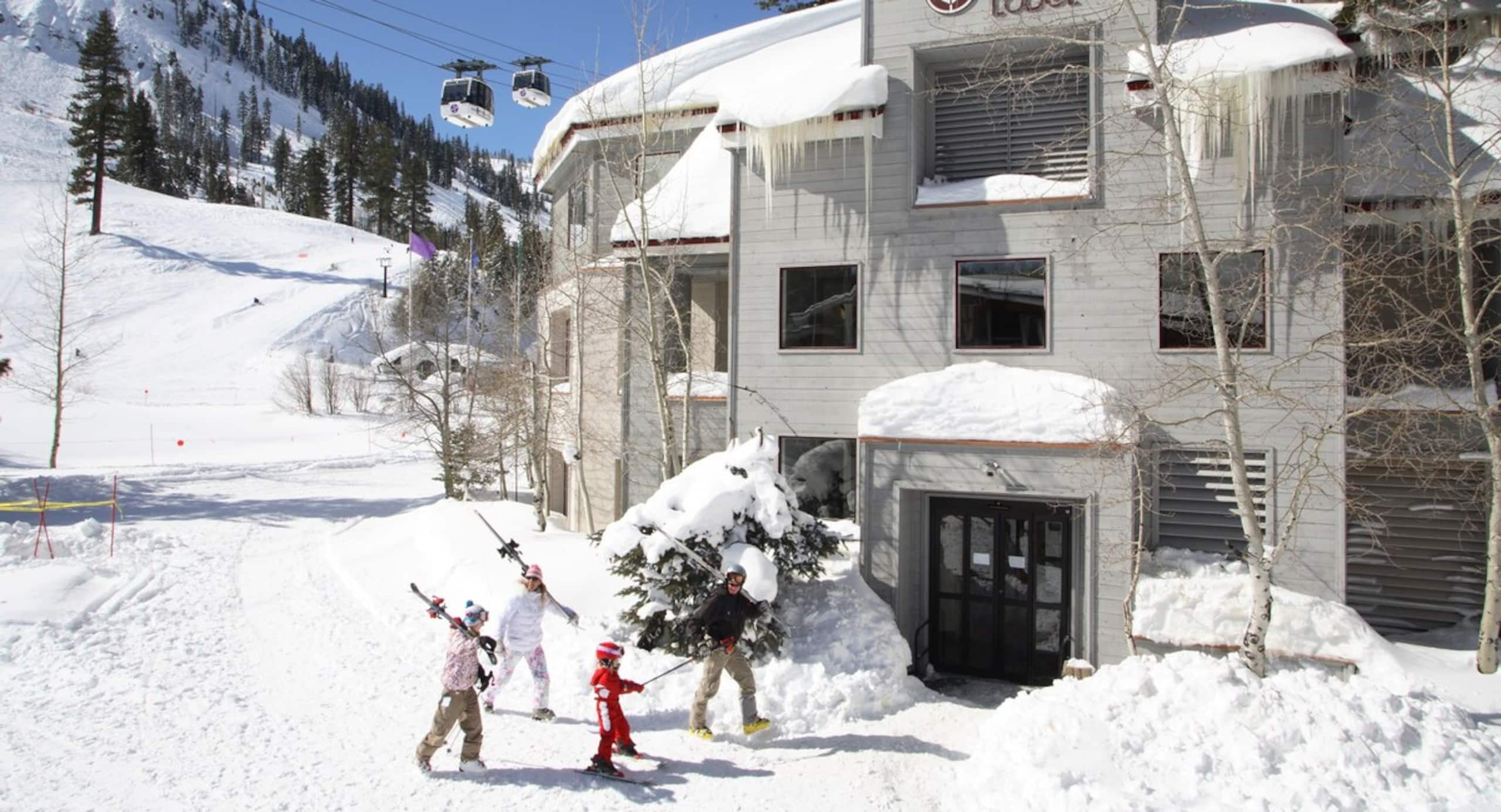 Mtn Facing Loft - Ski In/Out, FREE Parking - Photo 21