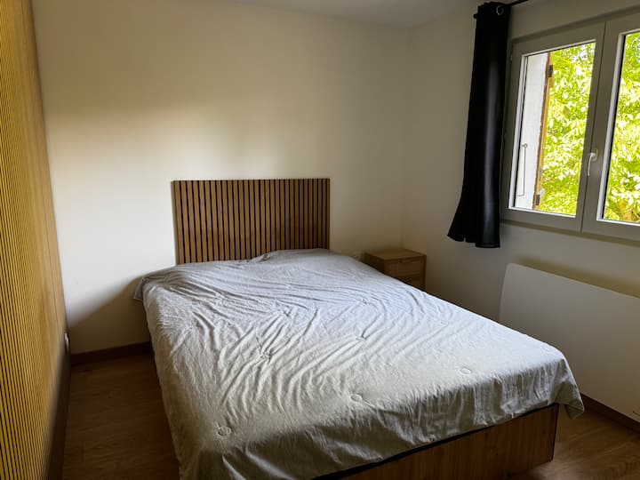 Propose Chambre Confortable. - Nyon