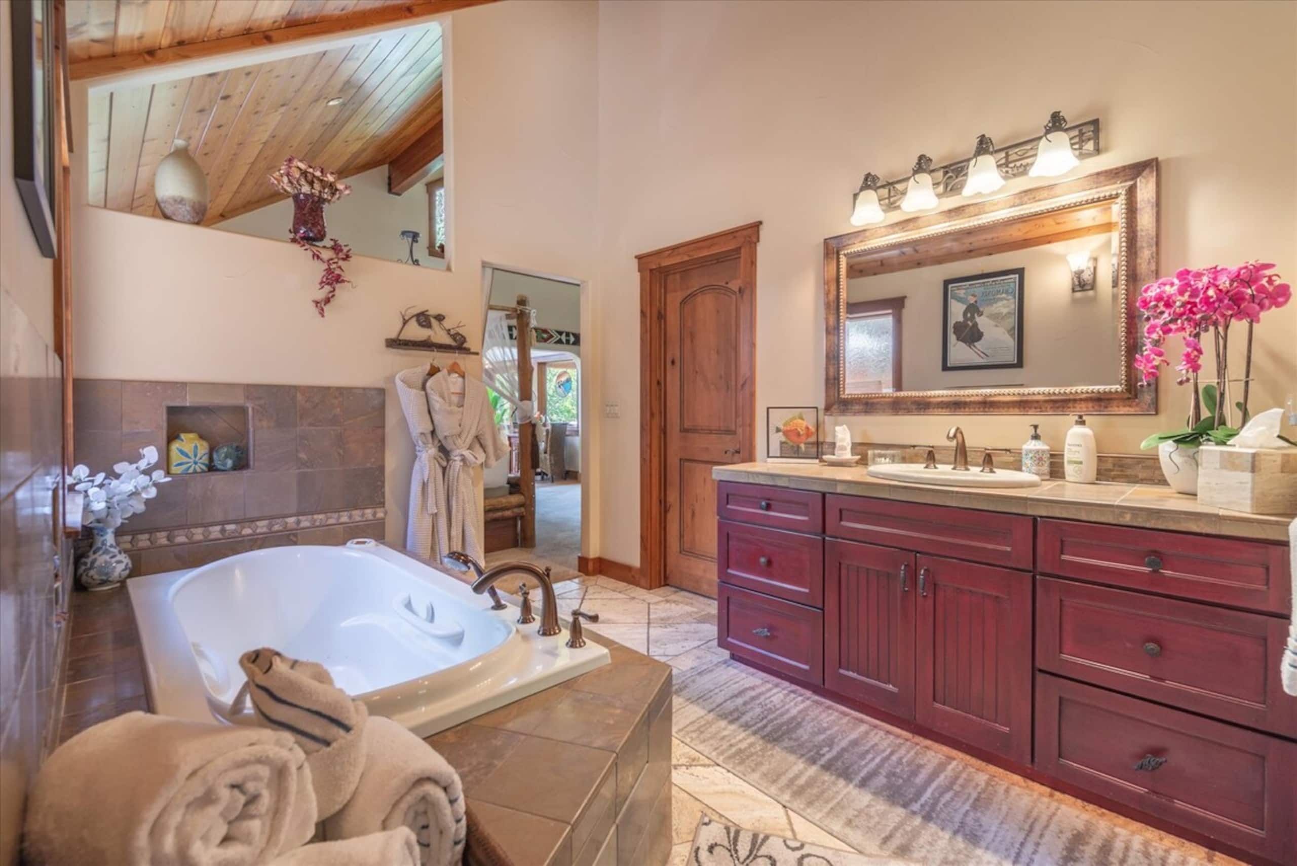 Powder Moon Luxury 5BR Home 20%Off Midweek Special - Photo 30